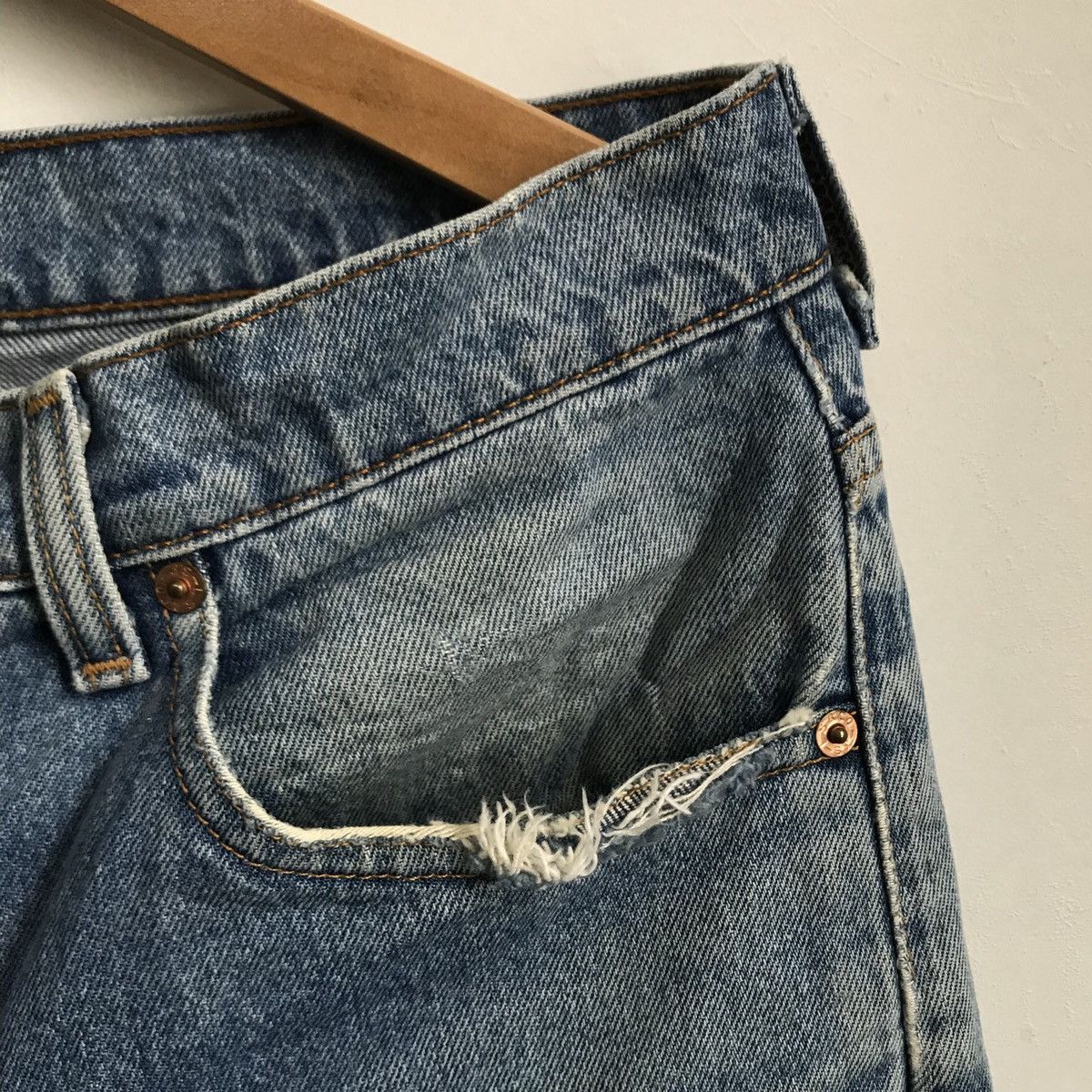 Levi's Levis 505 Made in USA Distressed Denim Jeans Size US 35 - 6 Thumbnail