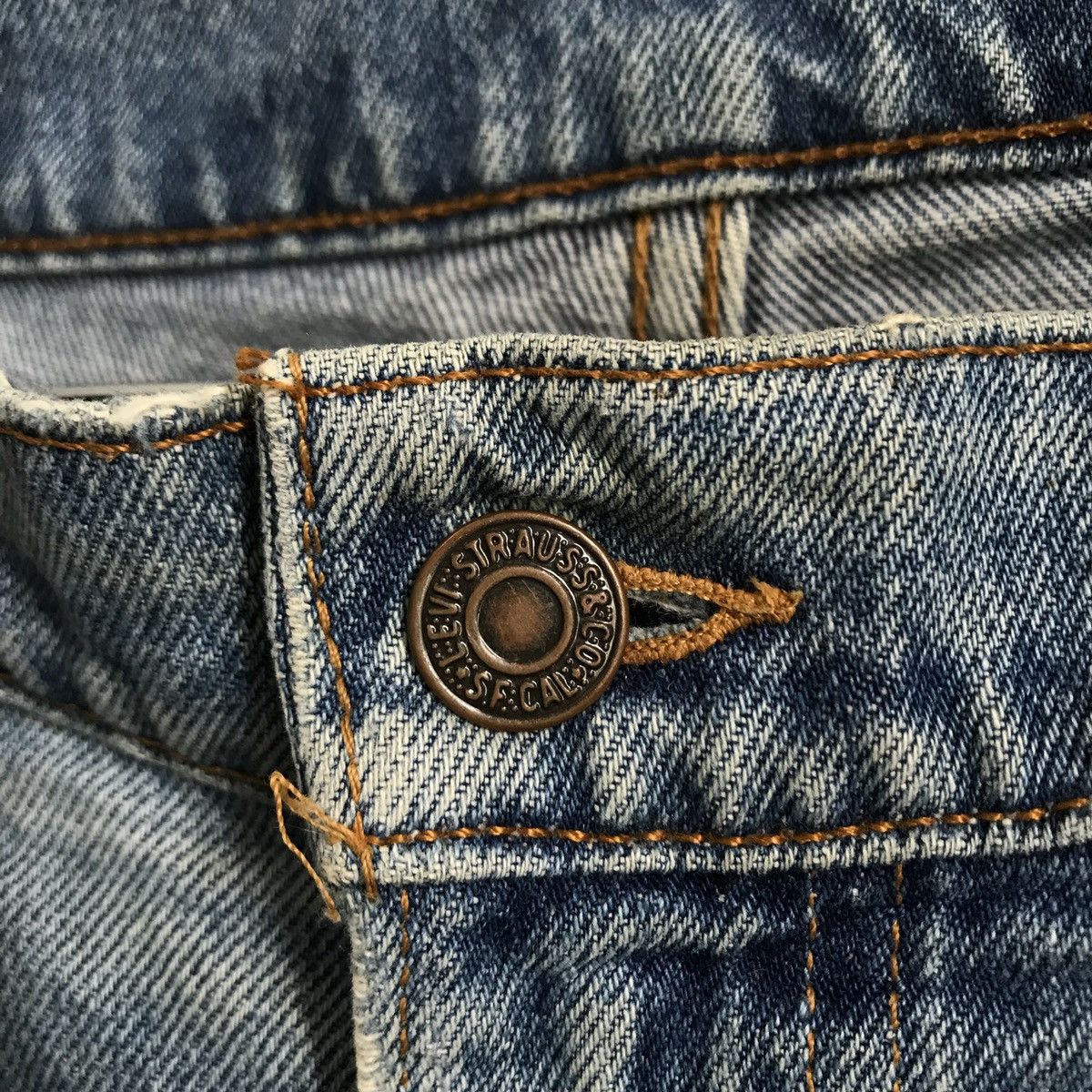 Levi's Levis 505 Made in USA Distressed Denim Jeans Size US 35 - 7 Thumbnail
