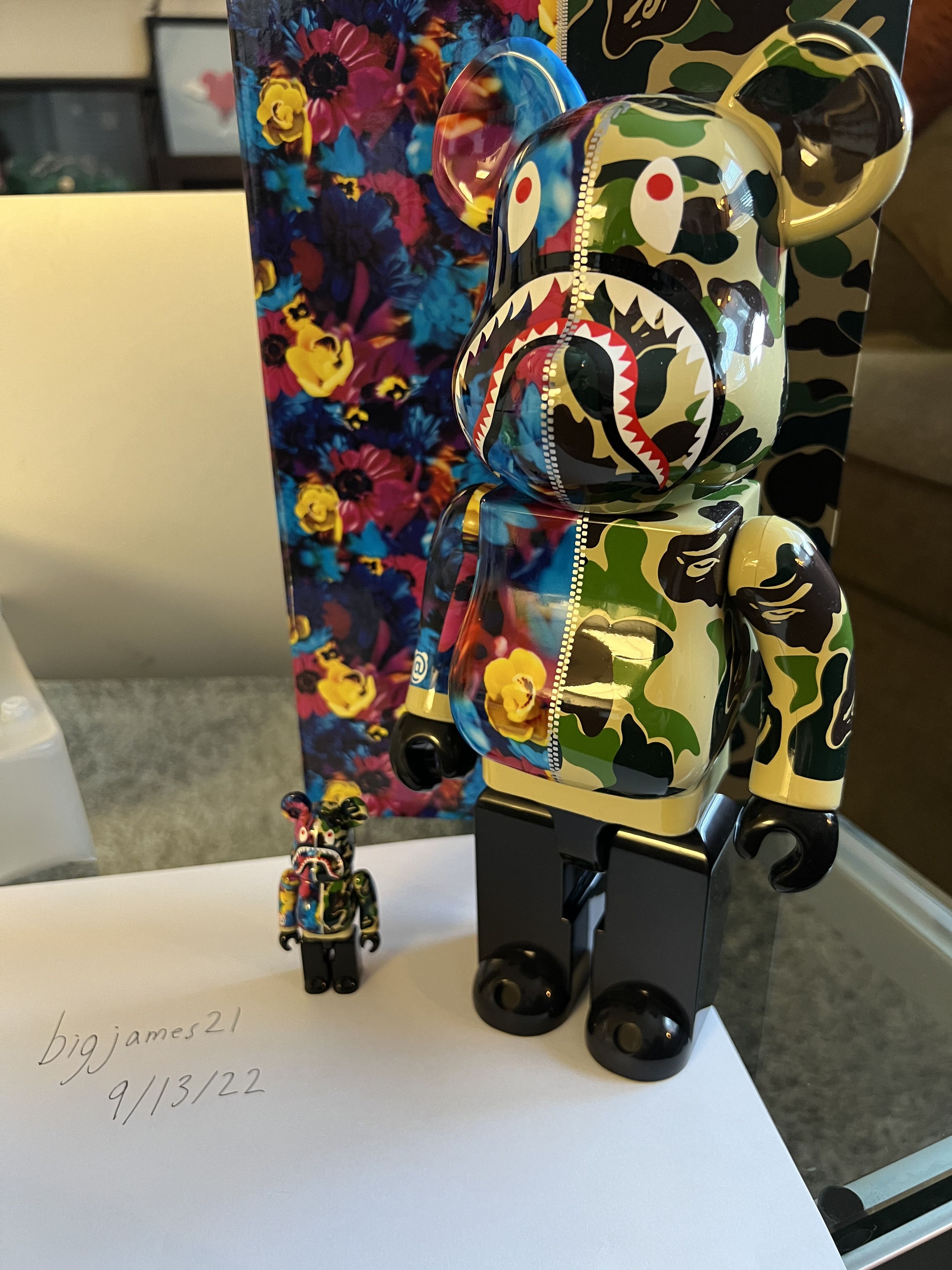 A BATHING APE - BE@RBRICK BAPE ninagawa 100％ 400％ Green Bearbrick x BAPE ABC Camo Shark 100% & 400% Set Clear Green - US