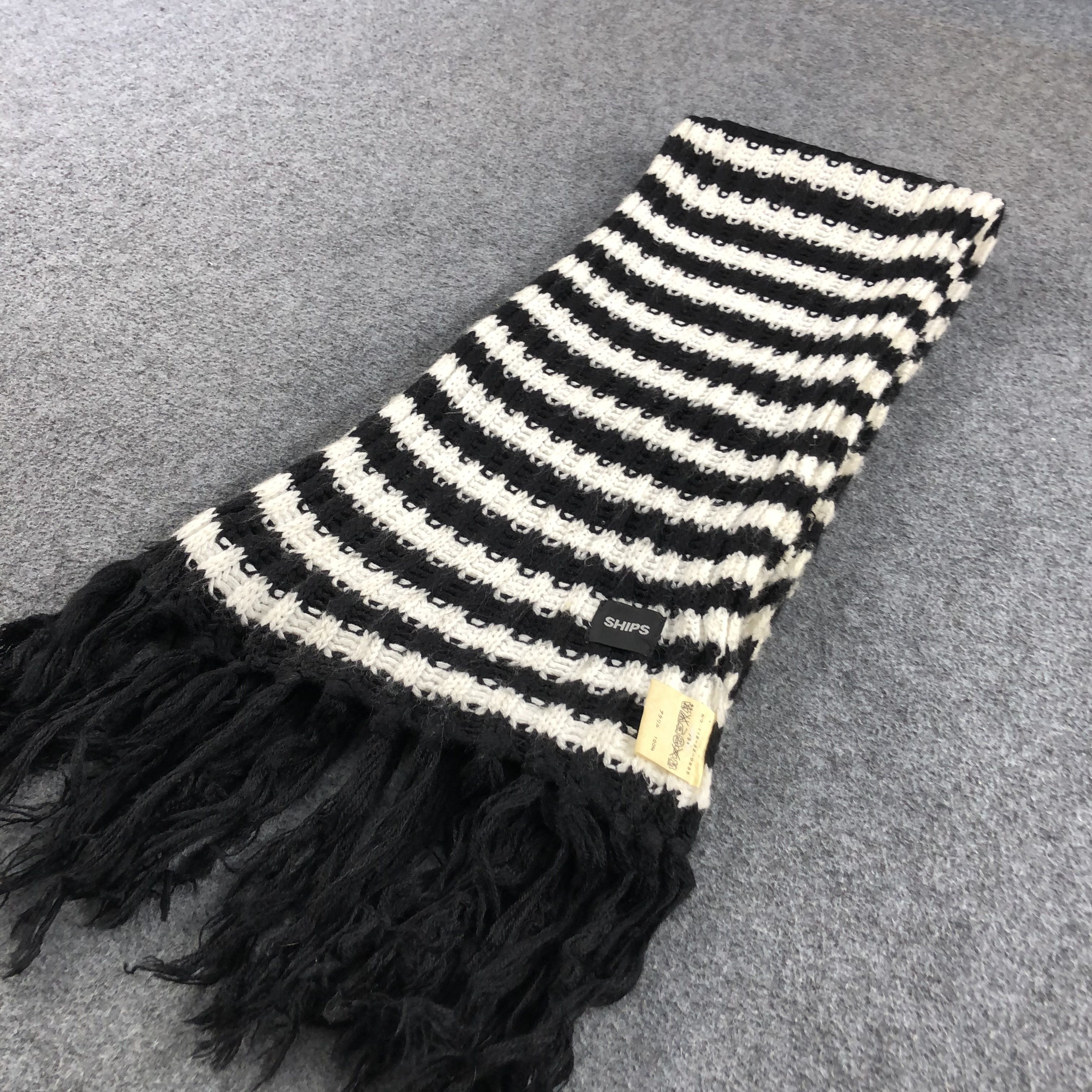 SHIPS × Vintage Ships Black and White Stripes Scarf Muffler Wool V665 Size ONE SIZE - 3 Thumbnail