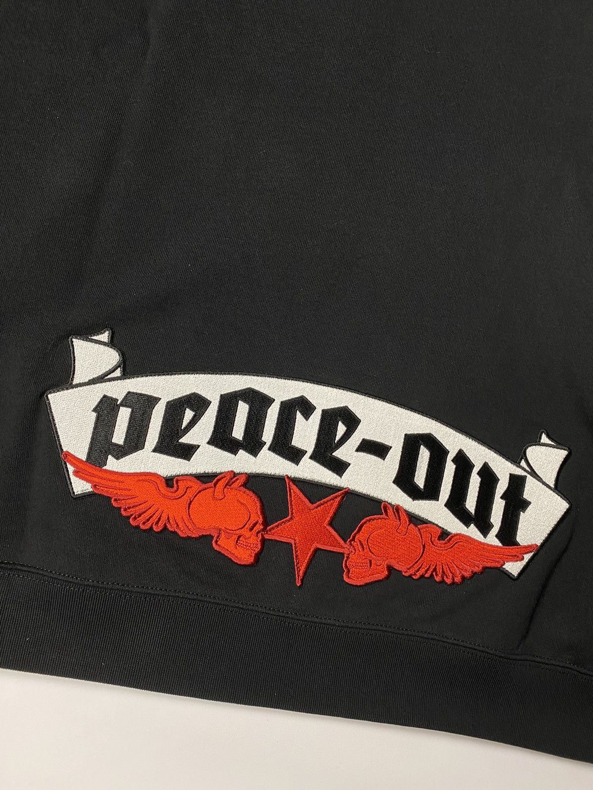 Vetements The Devil Does Wear Vetements Hoodie Size US S / EU 44-46 / 1 - 4 Thumbnail