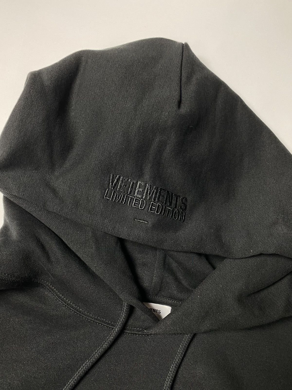 Vetements The Devil Does Wear Vetements Hoodie Size US S / EU 44-46 / 1 - 8 Thumbnail