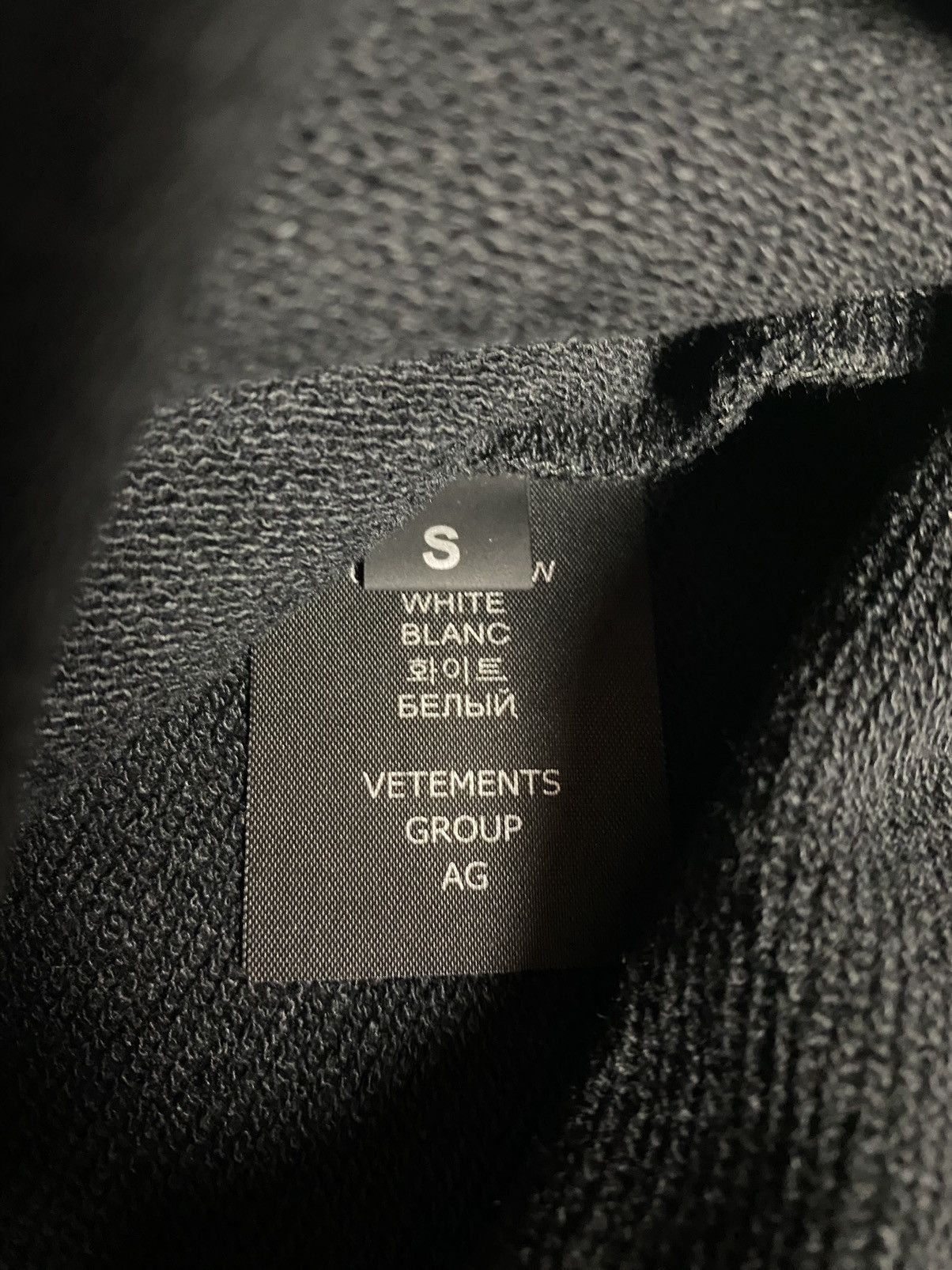 Vetements The Devil Does Wear Vetements Hoodie Size US S / EU 44-46 / 1 - 6 Thumbnail