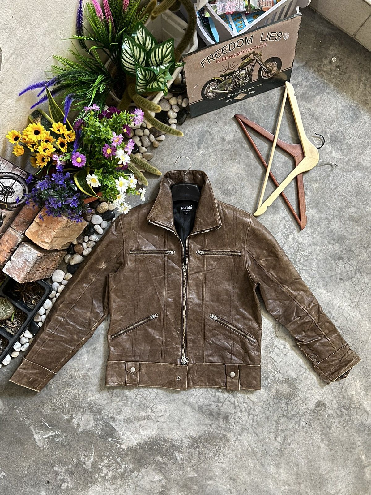 VINTAGE 🏴‍☠️ Purete Leather Jacket