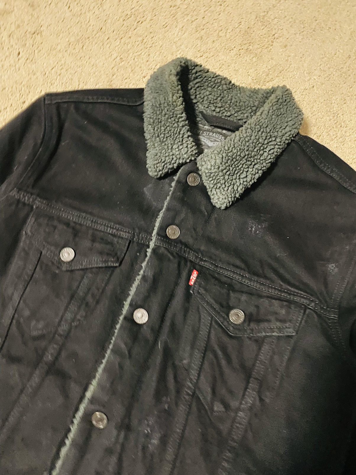 Levi's Black Levi’s denim jacket with fur lining Size US M / EU 48-50 / 2 - 4 Thumbnail