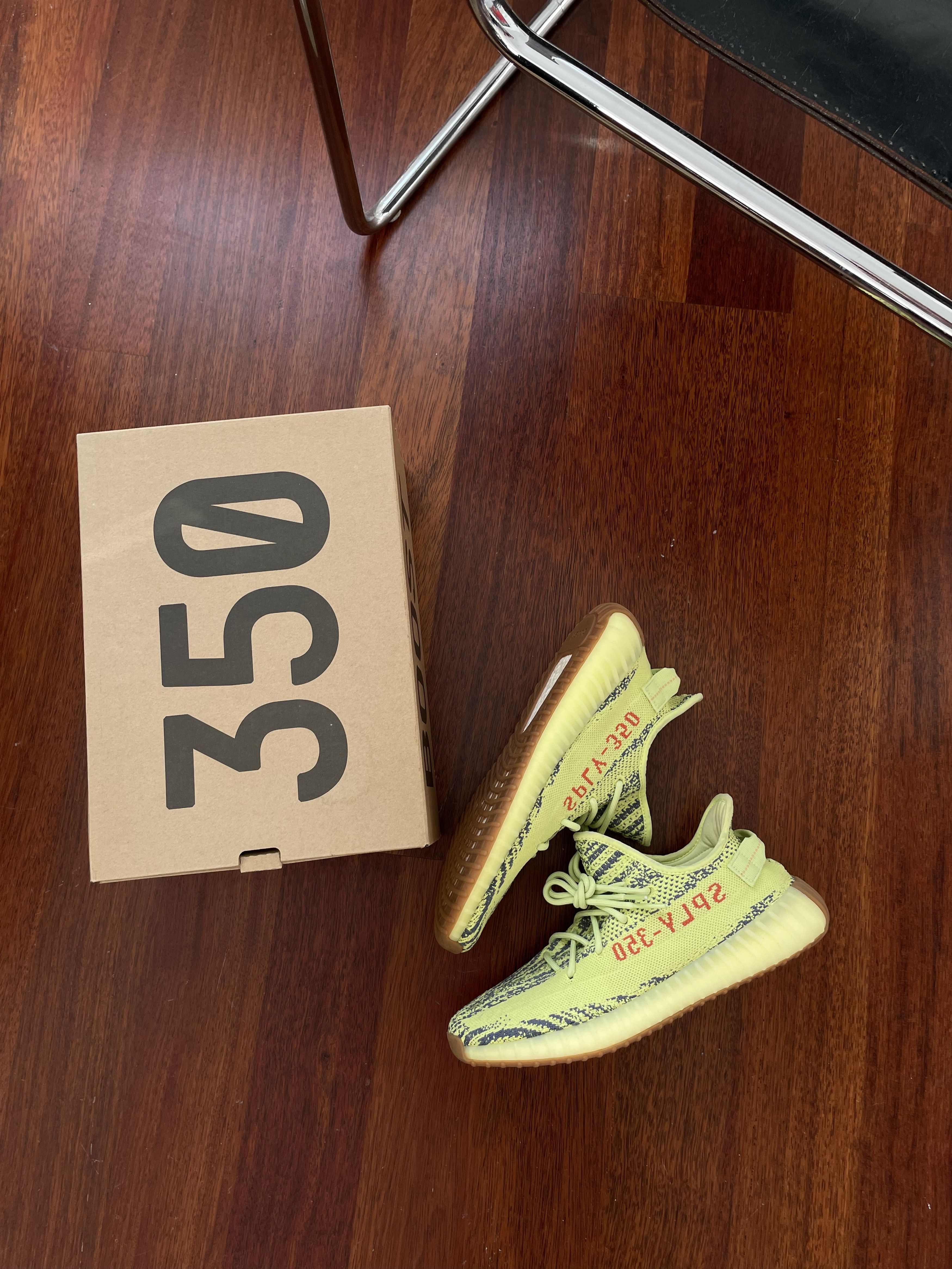 Yeezy boost 350 V2 Frozen yellow