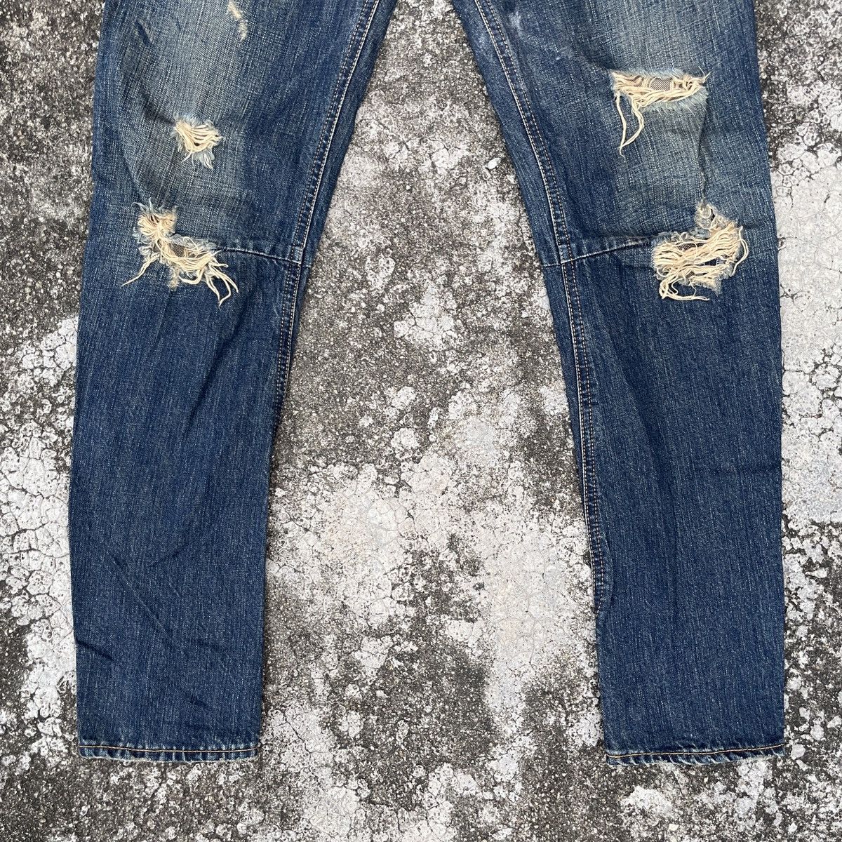Japanese Brand Vintage Ungrid Distressed Denim Size 31" - 4 Thumbnail