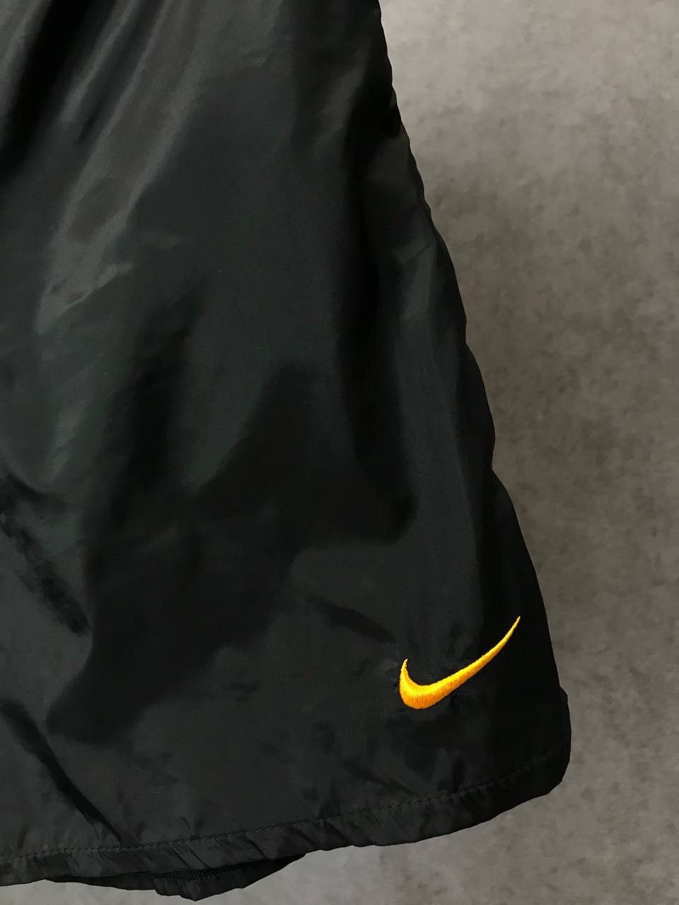 Nike × Vintage Nike swoosh streetwear vintage nylon shorts Size US 34 / EU 50 - 2 Thumbnail