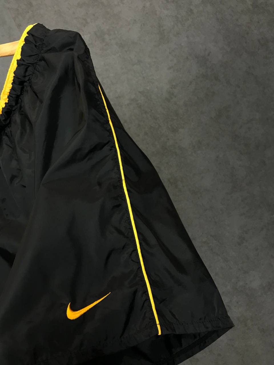 Nike × Vintage Nike swoosh streetwear vintage nylon shorts Size US 34 / EU 50 - 3 Thumbnail