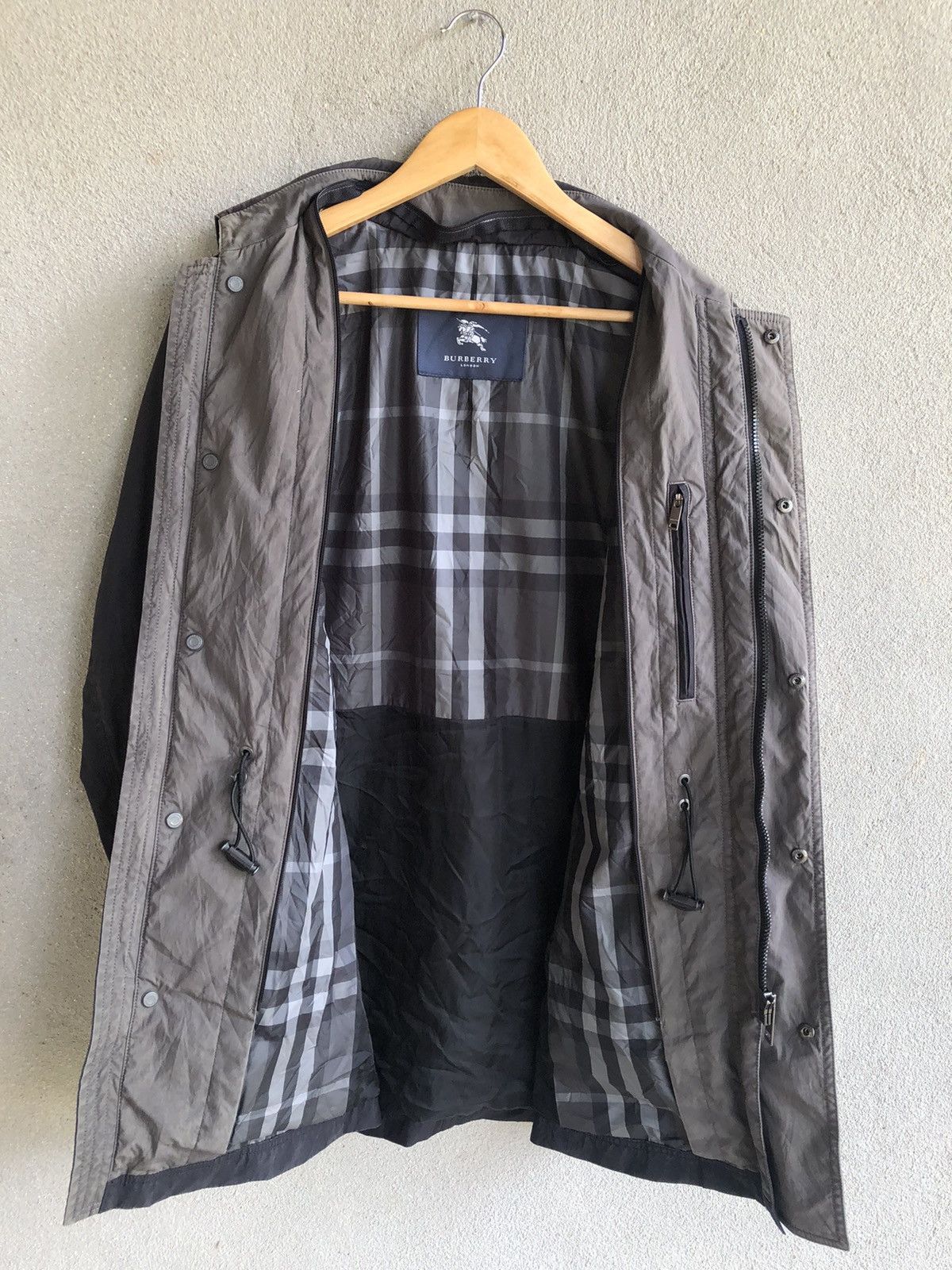 Burberry Vintage Burberry London parka sun faded Size US M / EU 48-50 / 2 - 2 Thumbnail