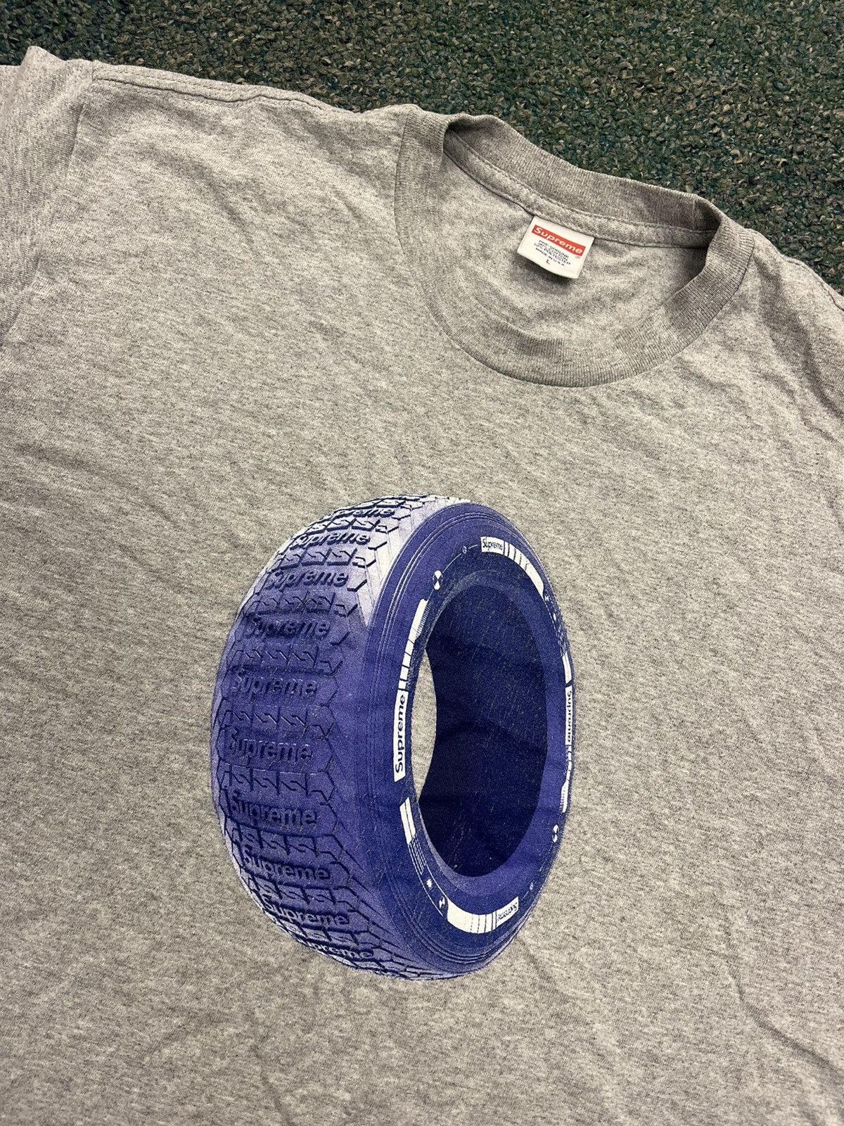 Supreme Supreme Tire T-Shirt Size US L / EU 52-54 / 3 - 1 Thumbnail