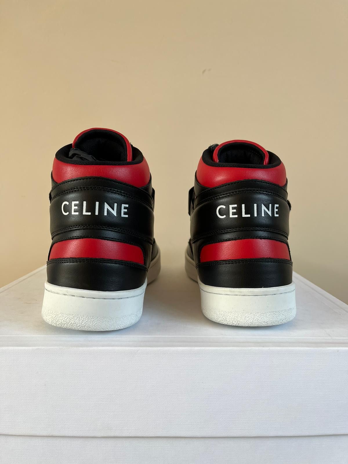 Celine Q.2 / High Top Sneaker With Scratch 05 in Black / Red Size US 9 / EU 42 - 15 Thumbnail