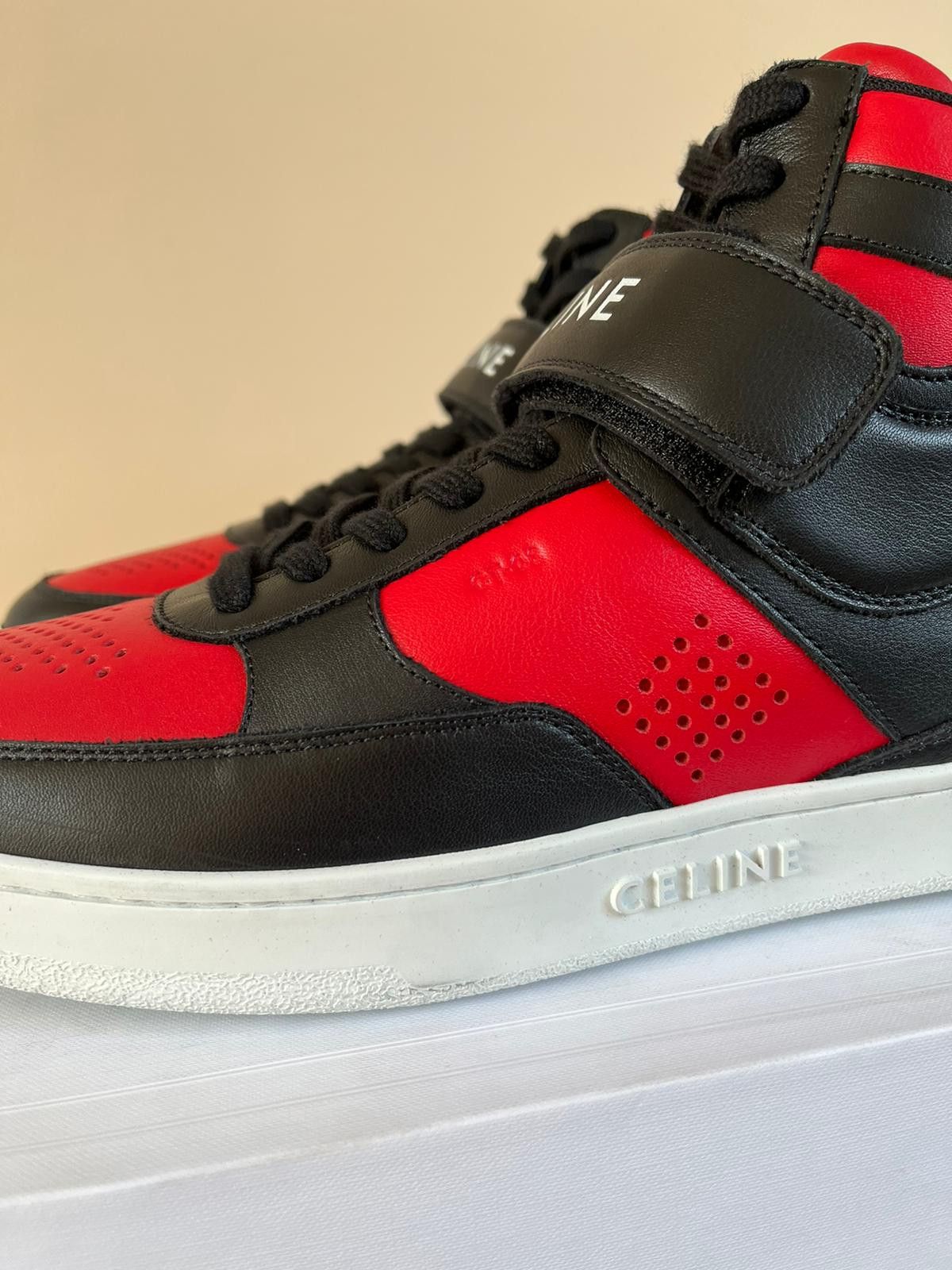 Celine Q.2 / High Top Sneaker With Scratch 05 in Black / Red Size US 9 / EU 42 - 7 Thumbnail