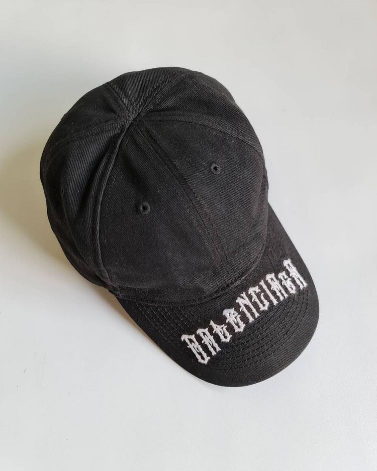 Balenciaga Balenciaga Tattoo Embroidered Cap Black Size ONE SIZE - 2 Thumbnail