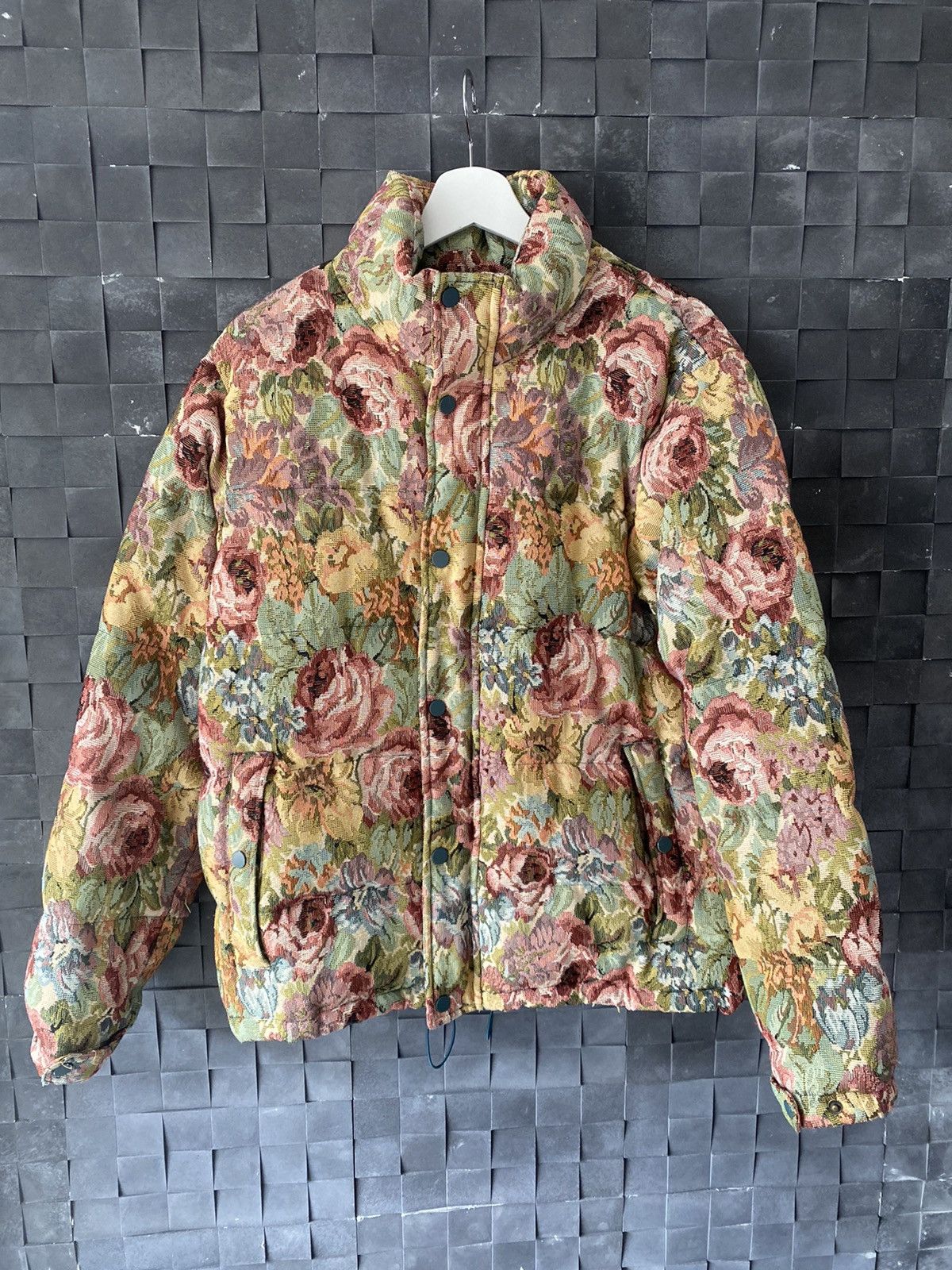 GOLF WANG GARDEN PUFFY JACKET-ROSE RED - ダウンジャケット