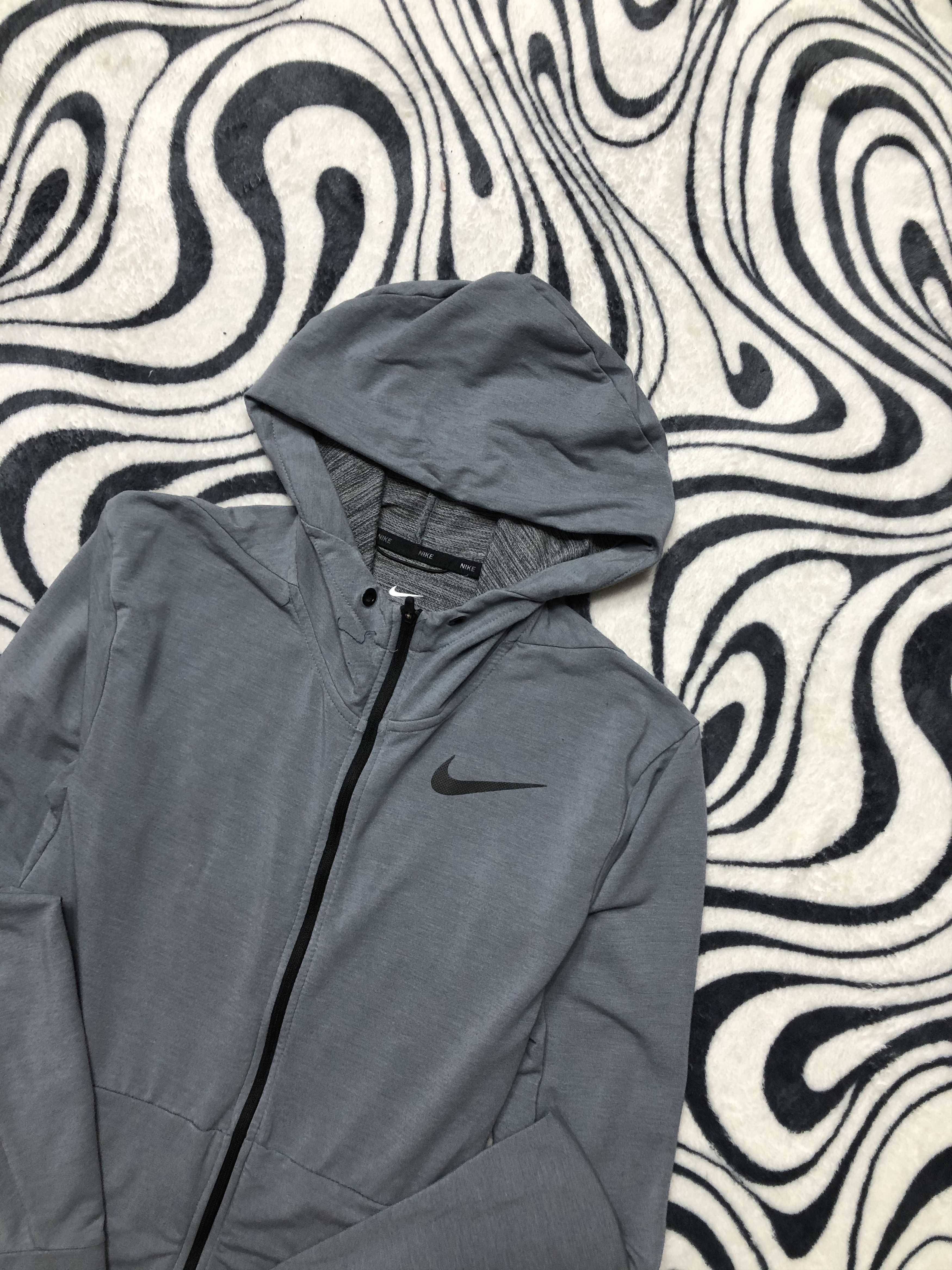 Nike Nike Vintage Mens Dri Fit Hoodie Size US S / EU 44-46 / 1 - 2 Thumbnail