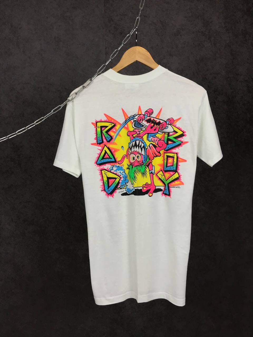 Vintage Alder Surf crazy overprinted vintage made in USA tee Size US L / EU 52-54 / 3 - 1 Thumbnail