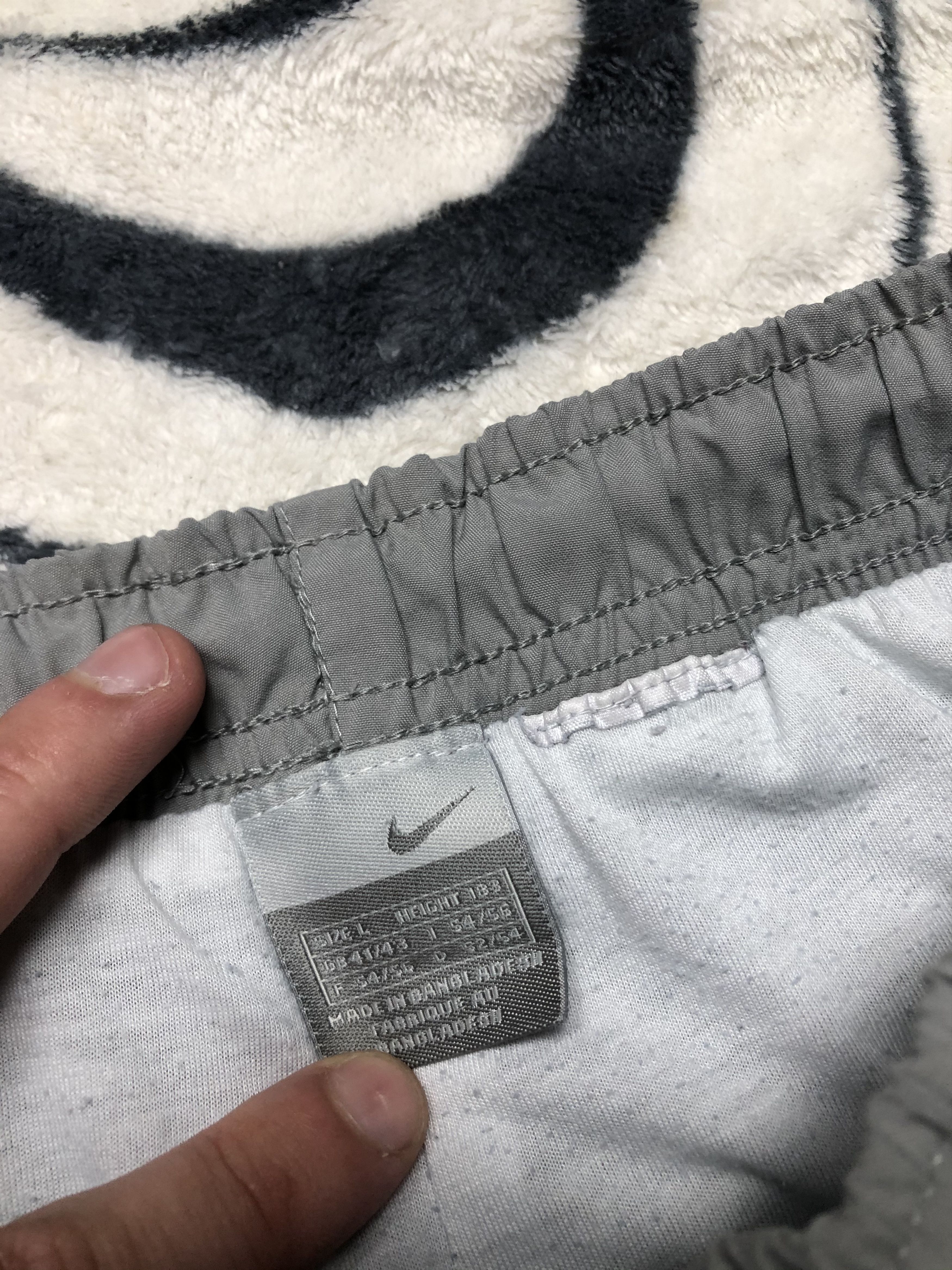 Nike Nike Vintage Mens Nylon Track Pants Drill Size US 34 / EU 50 - 3 Thumbnail