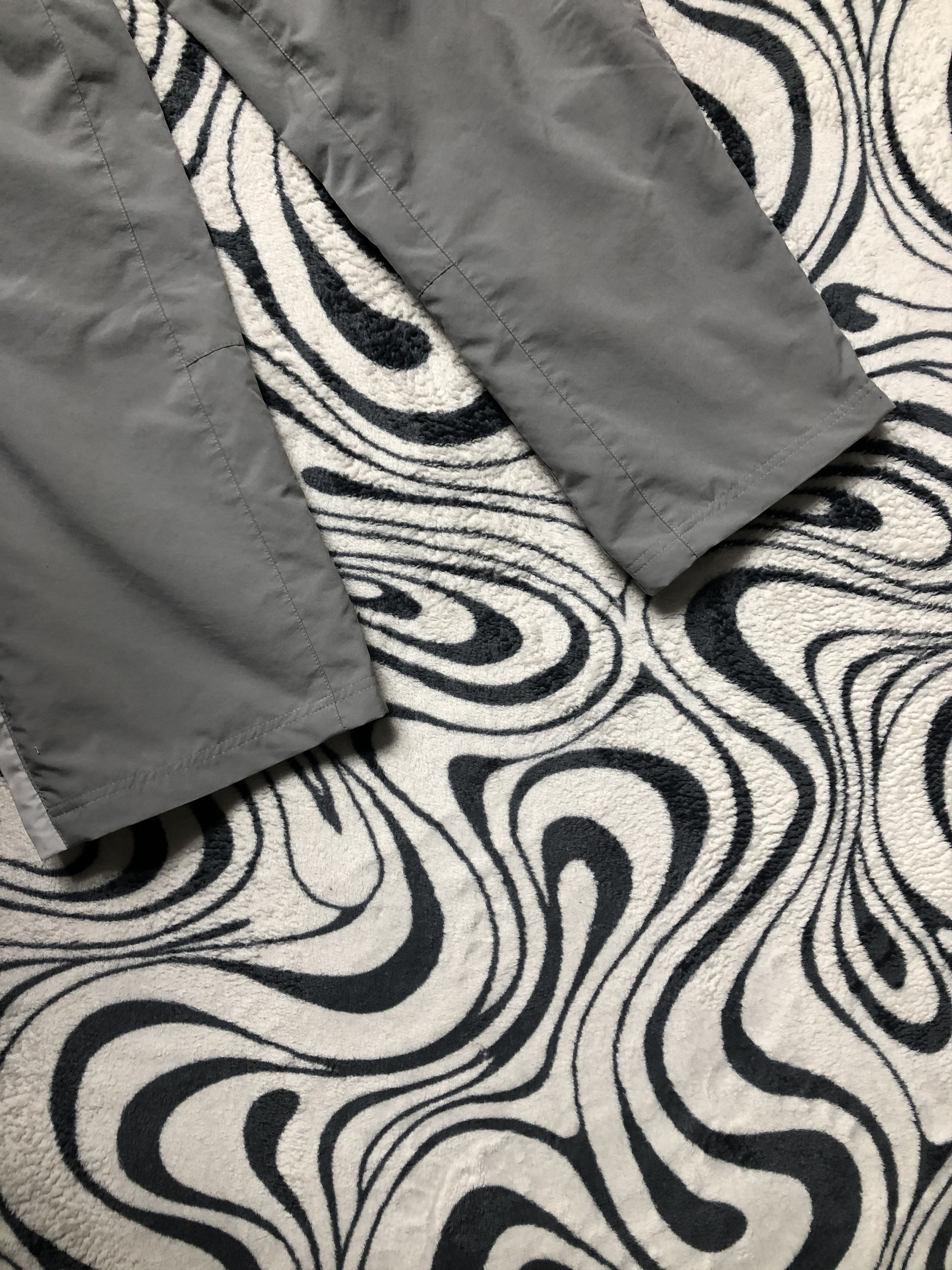 Nike Nike Vintage Mens Nylon Track Pants Drill Size US 34 / EU 50 - 4 Thumbnail