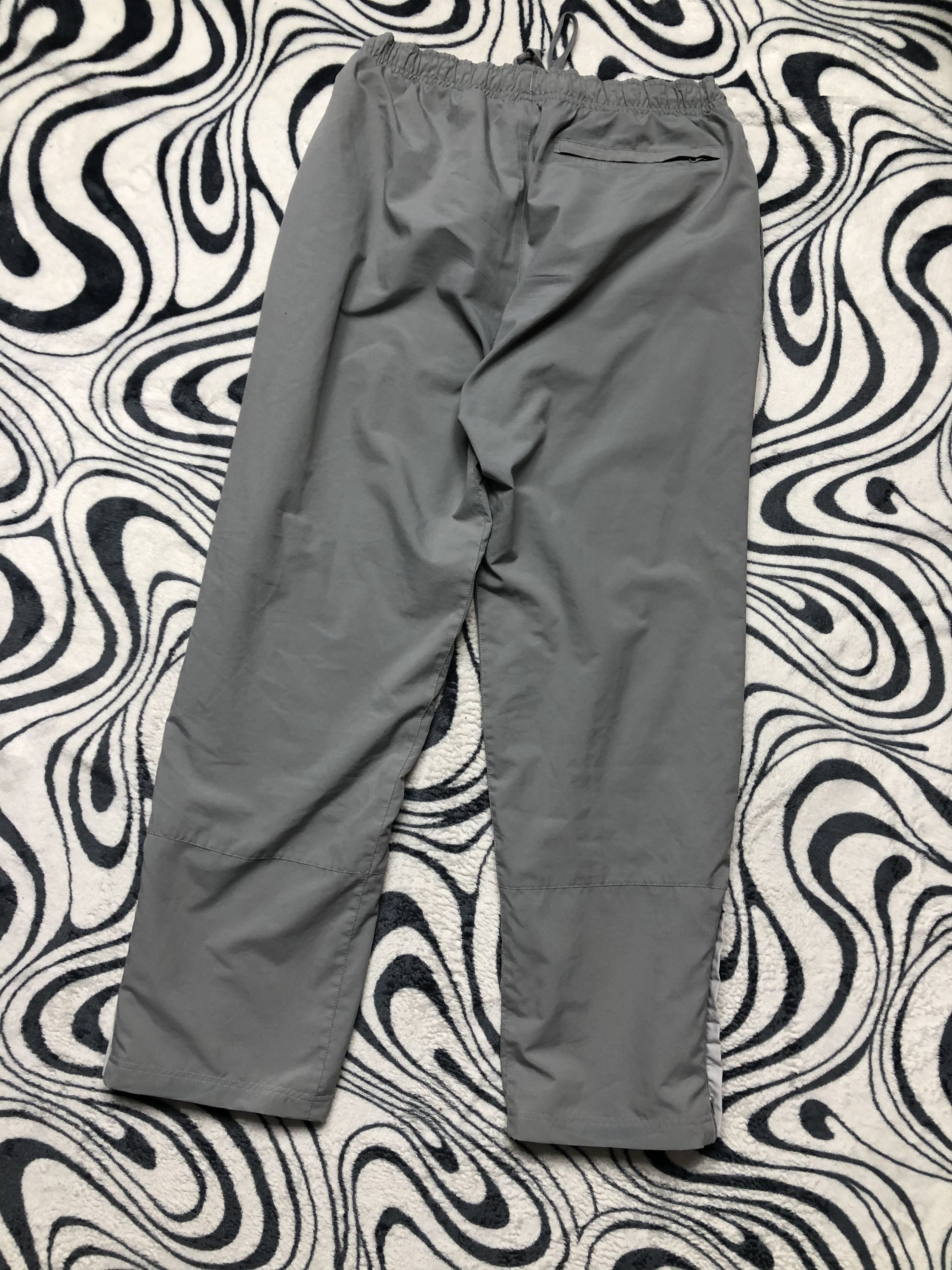Nike Nike Vintage Mens Nylon Track Pants Drill Size US 34 / EU 50 - 5 Thumbnail