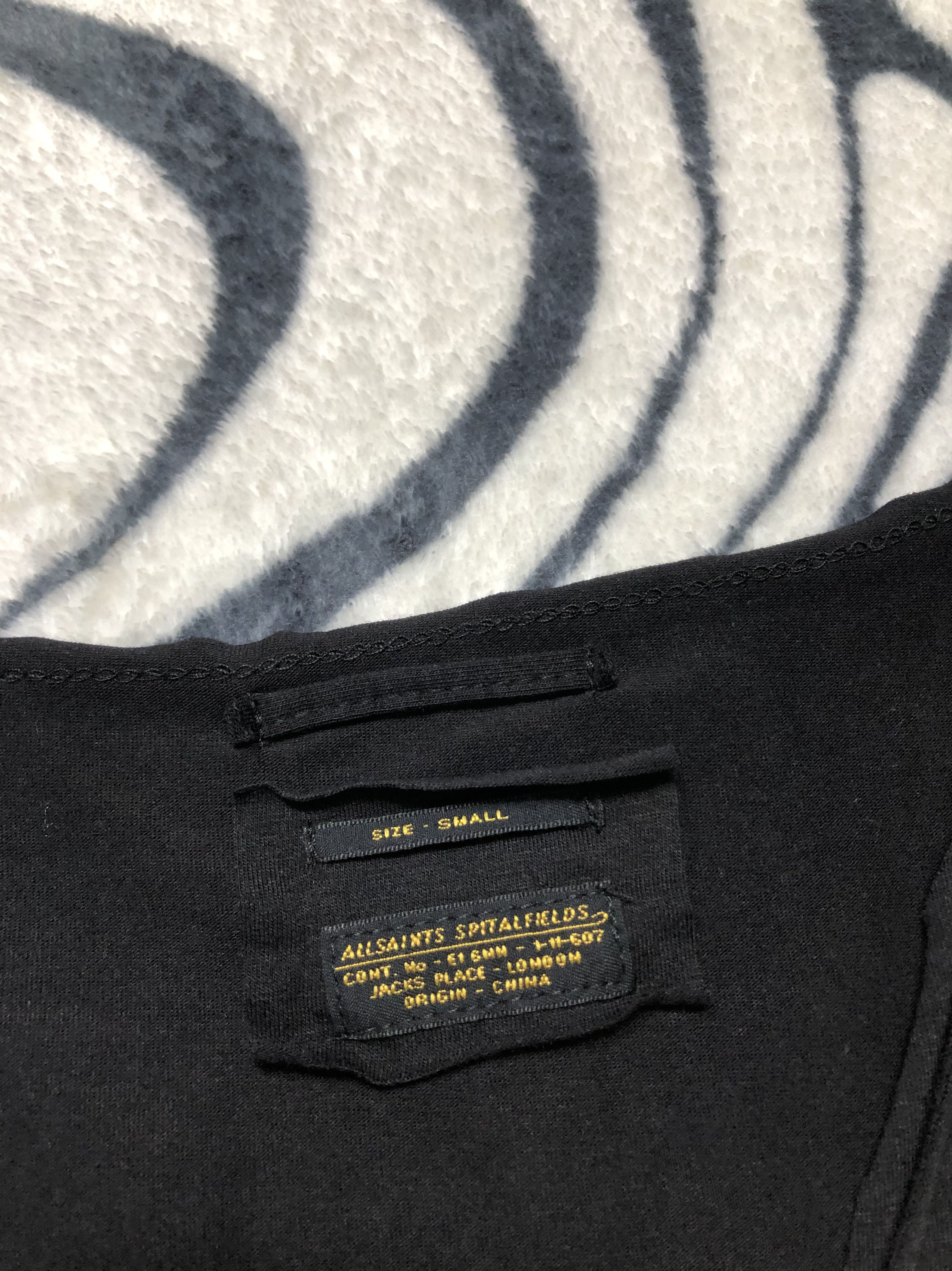 Allsaints Allsaints Mens Long Sleeve T-Shirt Tee Size US S / EU 44-46 / 1 - 4 Thumbnail