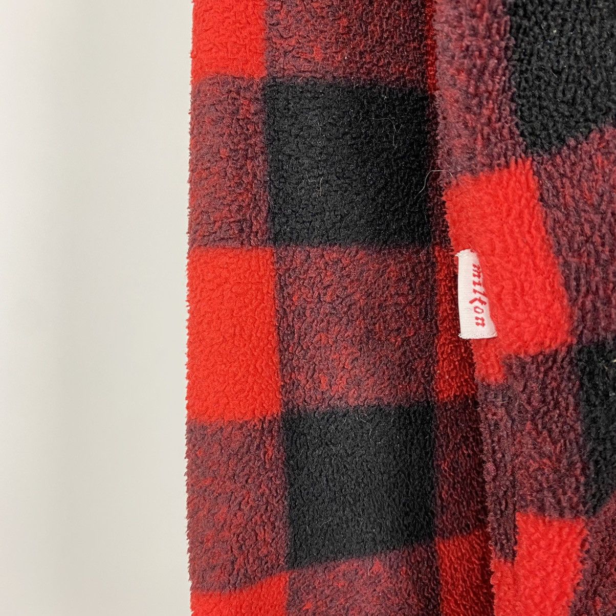 Vintage 1990’s Vintage Milton Funwear Canada Check Fleece Jacket Size US L / EU 52-54 / 3 - 10 Thumbnail
