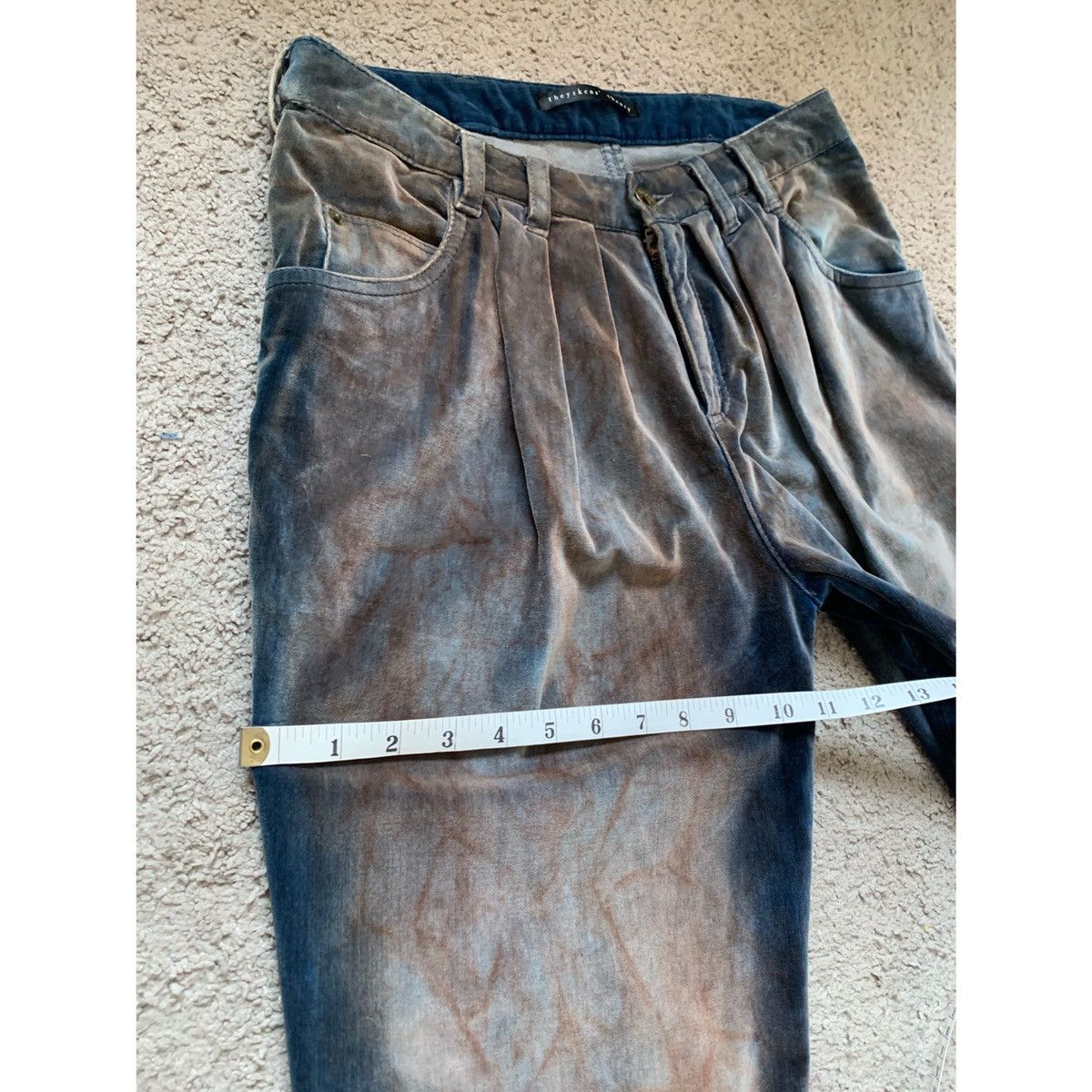 Theory THEORY VELOUR PLEATED DISTRESSED LOOK JEANS Size 28" / US 6 / IT 42 - 21 Thumbnail