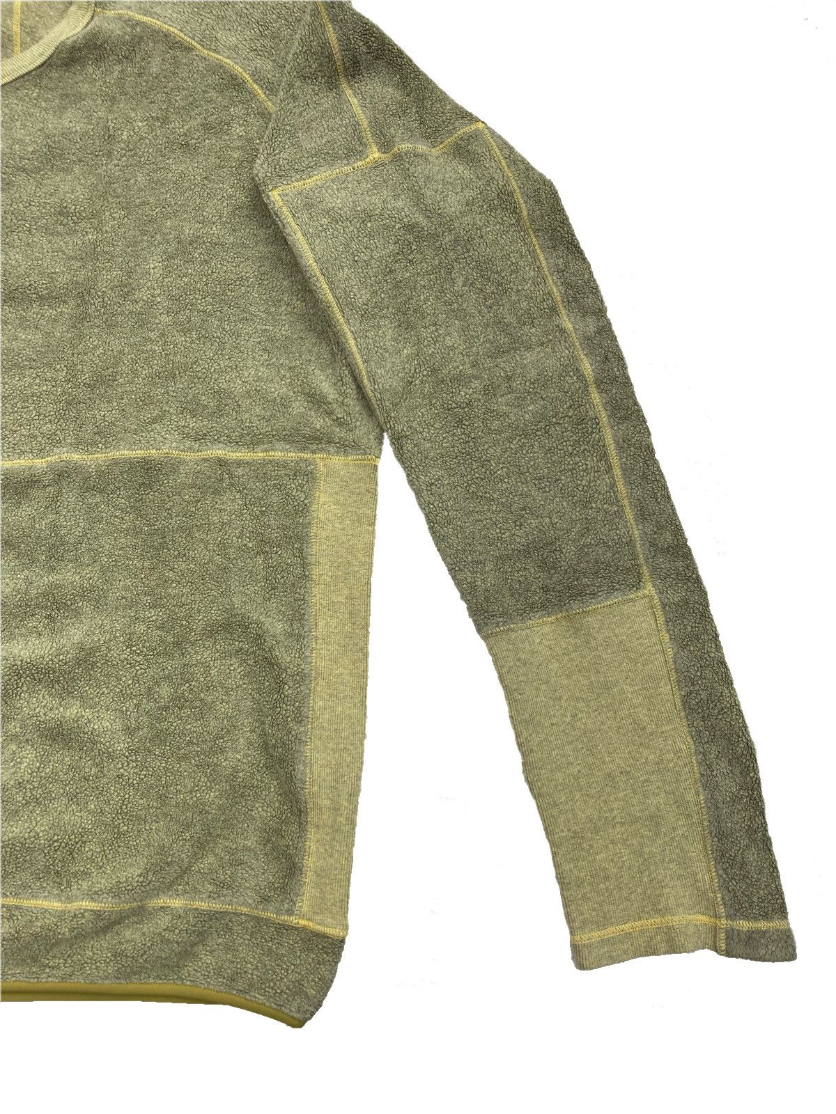 Stone Island Stone Island Textured Fleece Crewneck – Olive Green Size US M / EU 48-50 / 2 - 5 Thumbnail