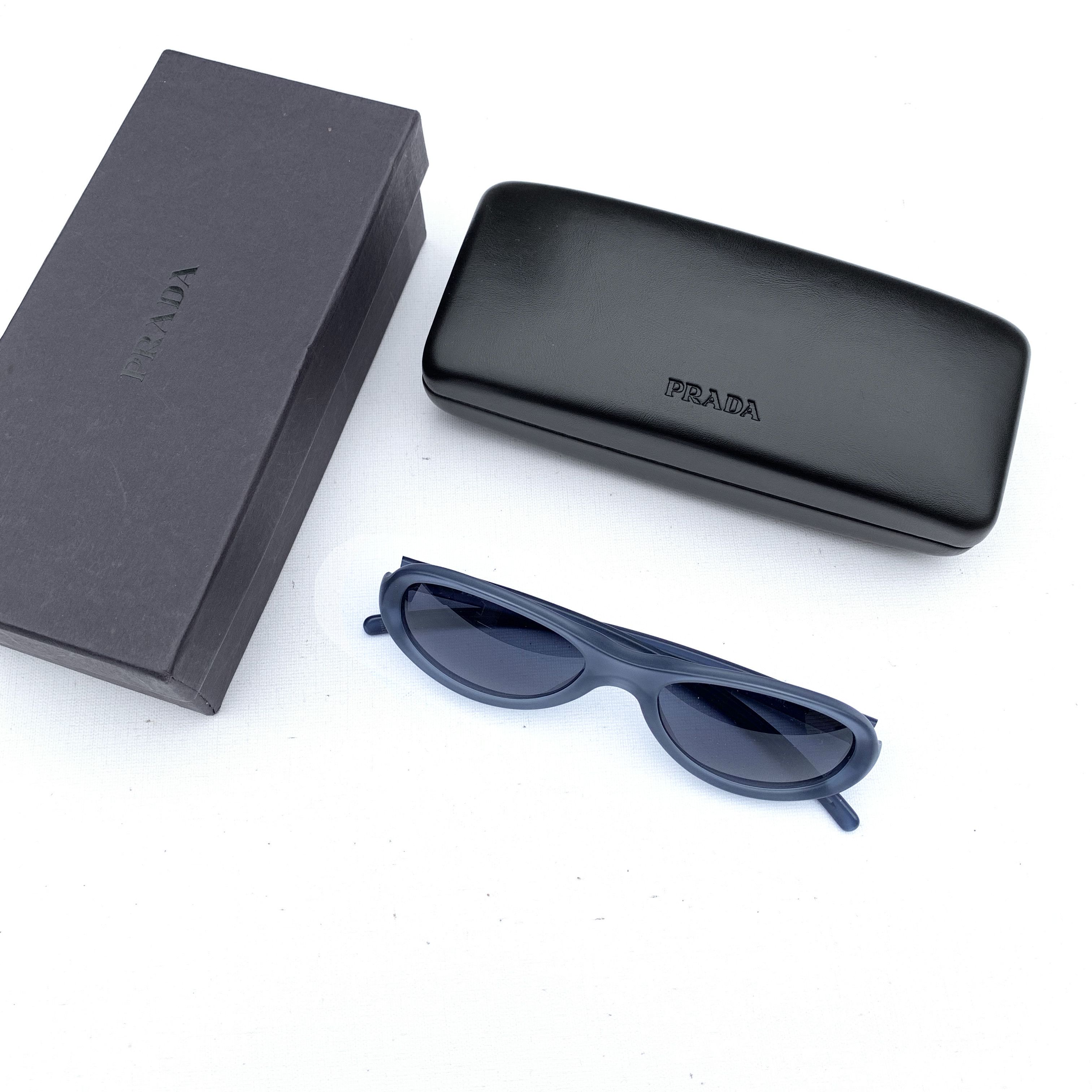 【yudai】PRADA frosted sunglasses Prada Sunglasses PRA23S 14V60H Frosted Crystal / Clear