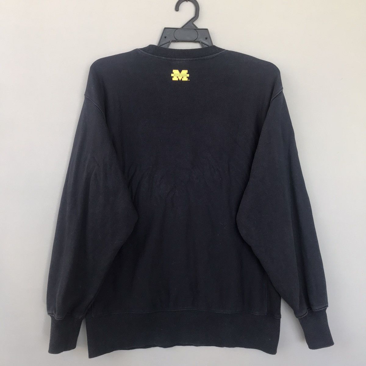 Vintage The University of Michigan Spell Out Big Logo Sweatshirt Size US M / EU 48-50 / 2 - 4 Thumbnail