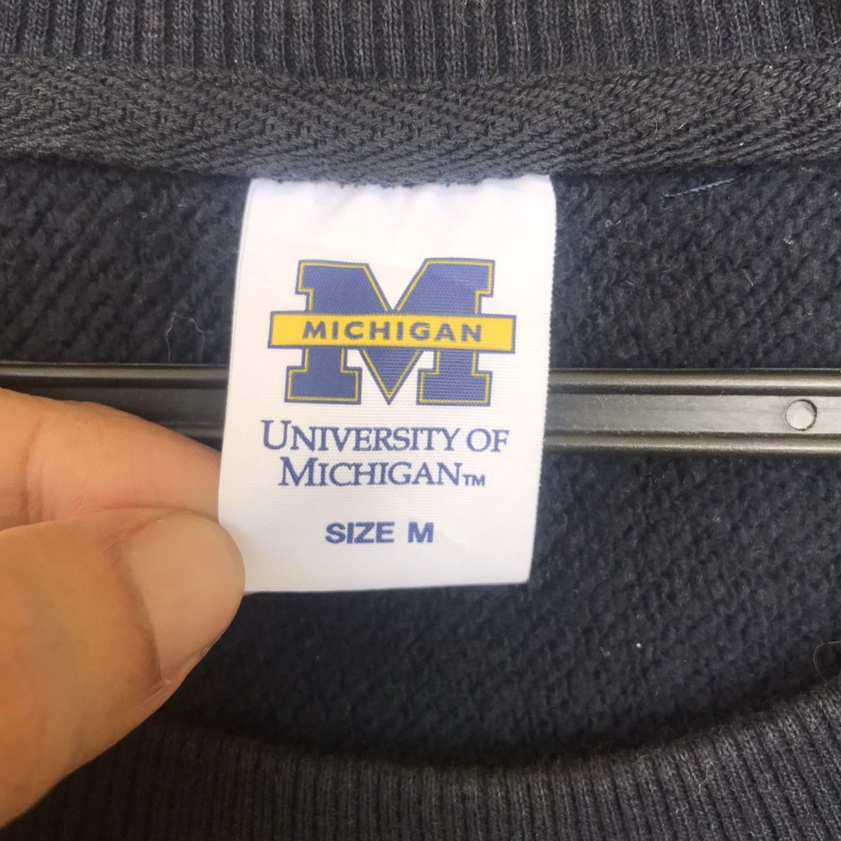 Vintage The University of Michigan Spell Out Big Logo Sweatshirt Size US M / EU 48-50 / 2 - 3 Thumbnail