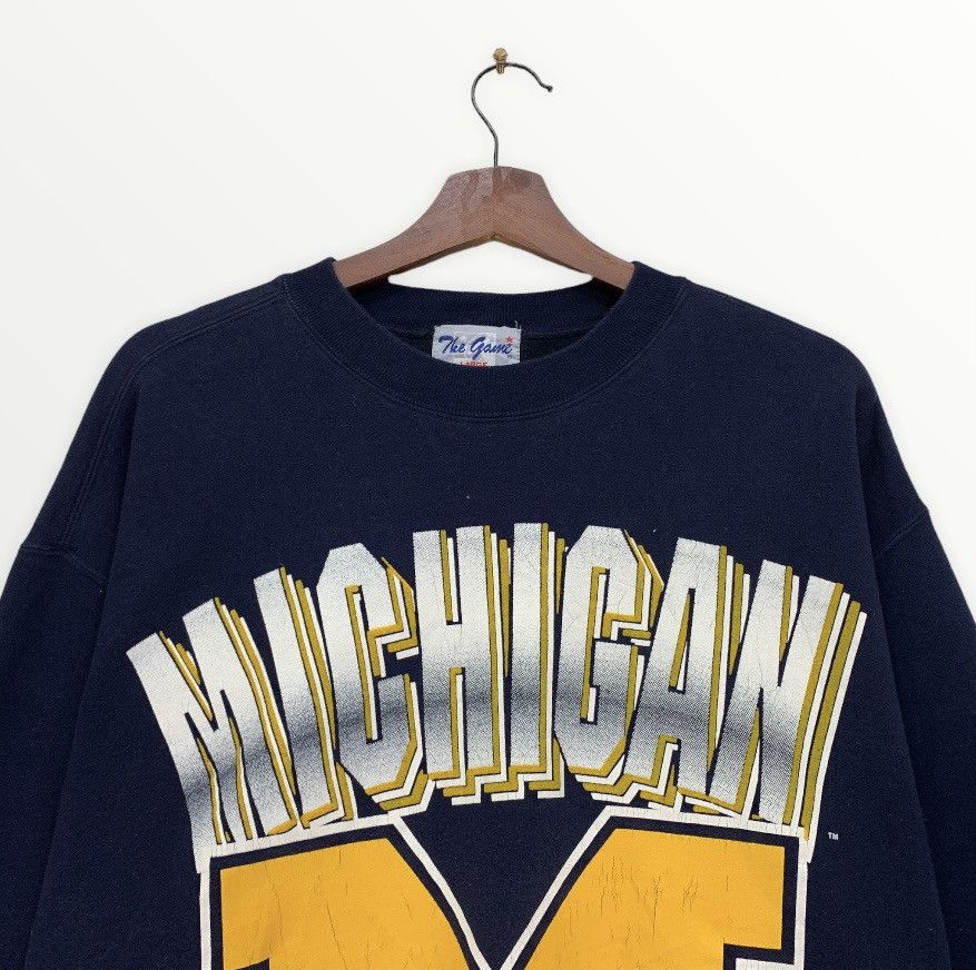Vintage Rare! Vintage 1990s Michigan Wolverines Football University Size US L / EU 52-54 / 3 - 4 Thumbnail