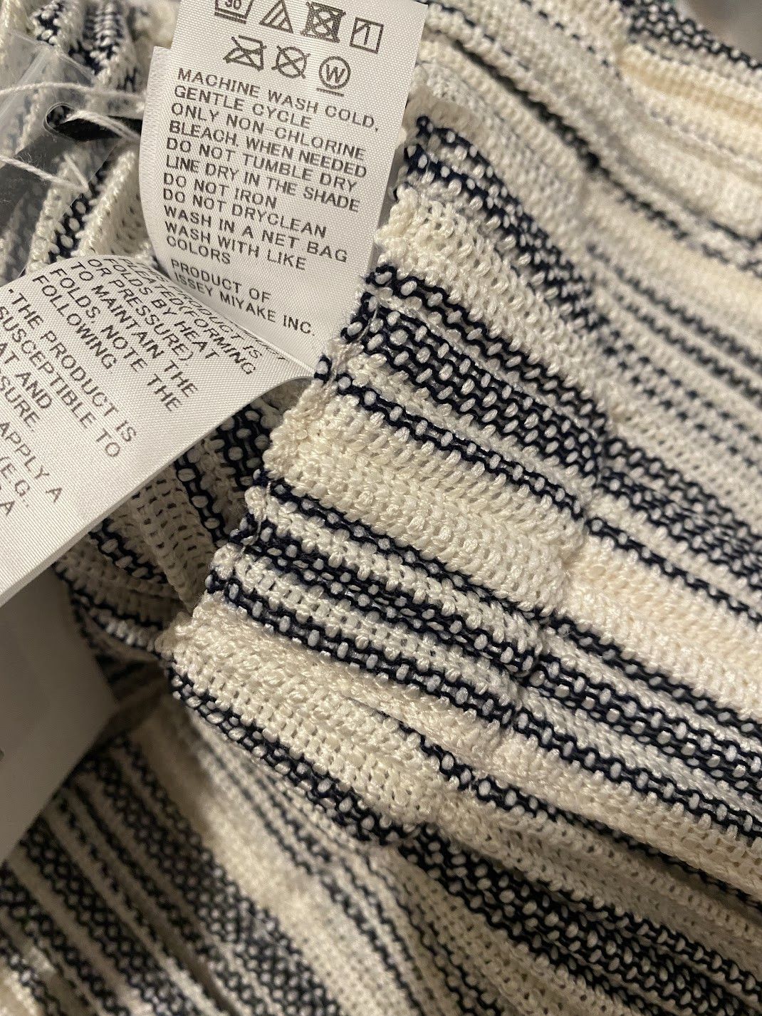 Issey Miyake Homme Plissé Issey Miyake Pleated Pants Leno Stripe Ivory Size US 32 / EU 48 - 4 Thumbnail