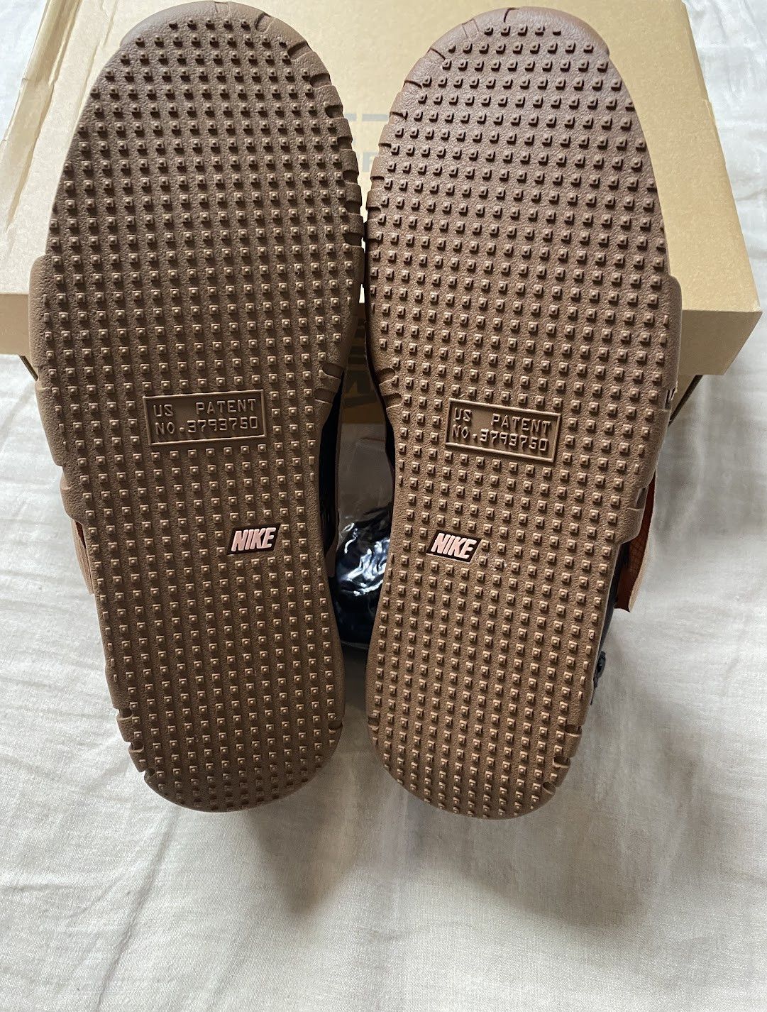 Nike × Travis Scott Nike Air Trainer 1 SP Travis Scott Wheat Size US 7 / EU 40 - 5 Thumbnail