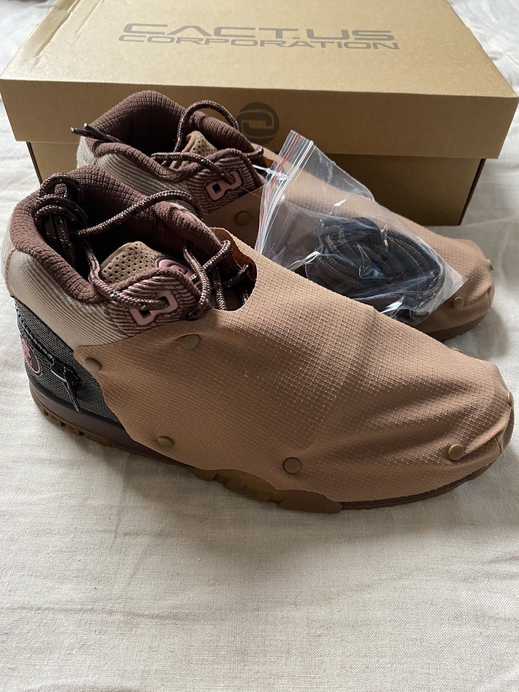 Nike × Travis Scott Nike Air Trainer 1 SP Travis Scott Wheat Size US 7 / EU 40 - 1 Thumbnail