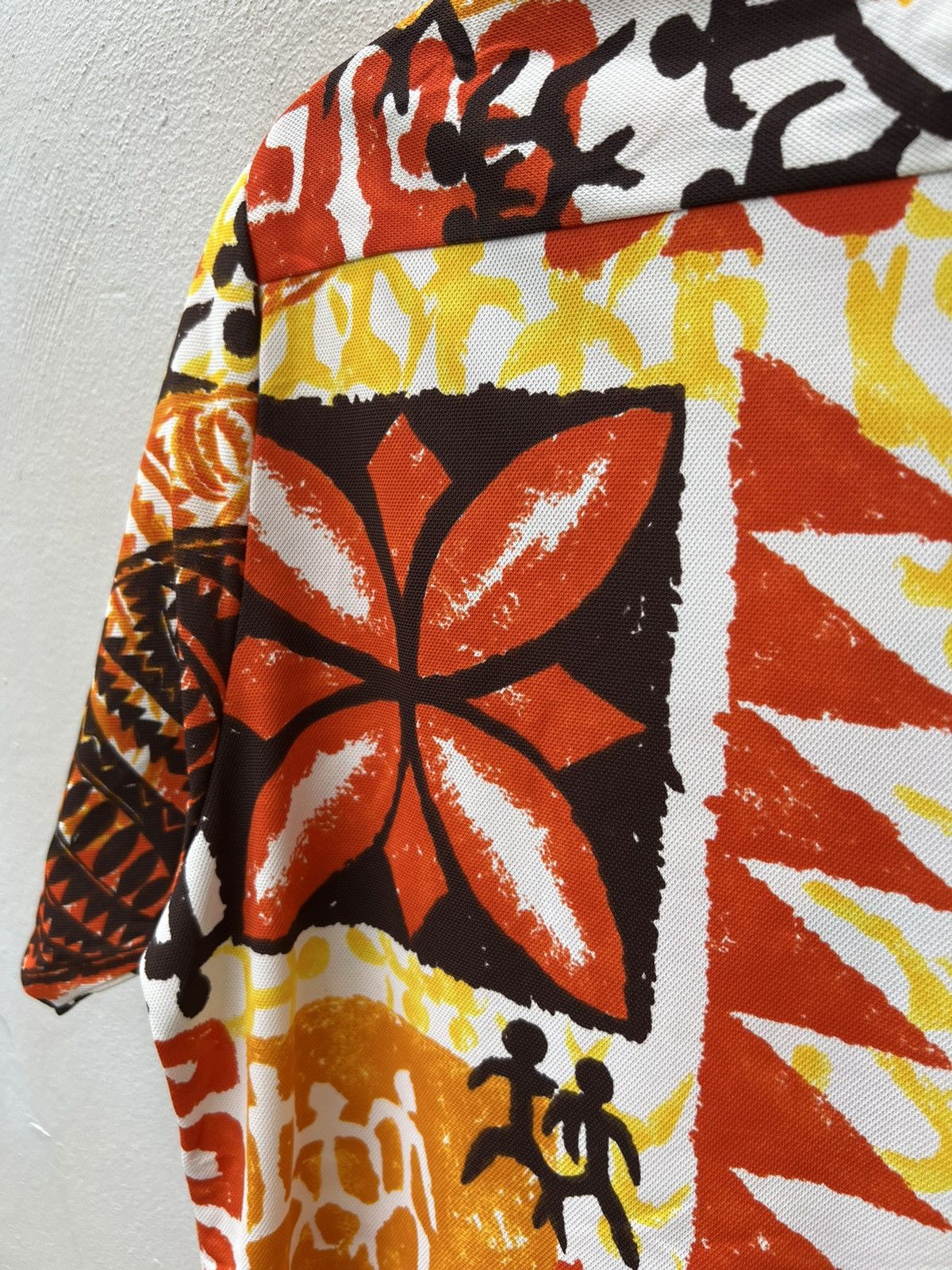 Vintage Vintage 70s Napili Parietal Art Polyester Hawaiian Shirt Size US M / EU 48-50 / 2 - 16 Thumbnail