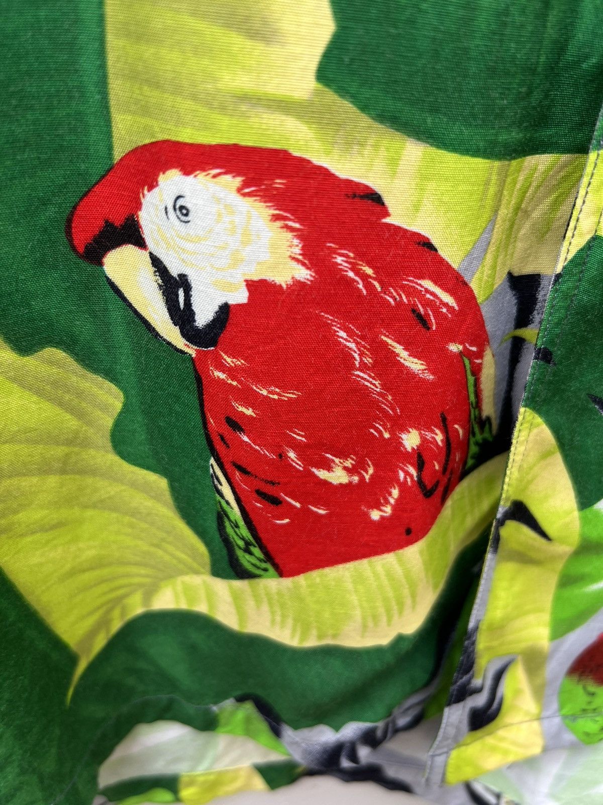 Vintage VTG 90s DOMON Japan Parrots FloralFauna Rayon Hawaiian Shirt Size US M / EU 48-50 / 2 - 10 Thumbnail