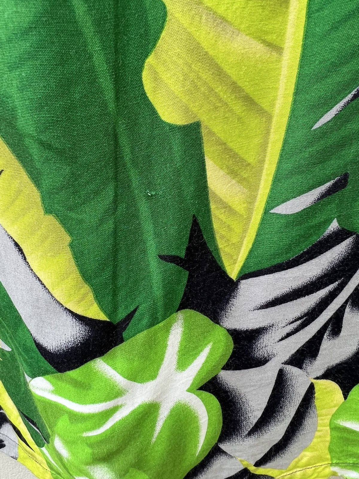 Vintage VTG 90s DOMON Japan Parrots FloralFauna Rayon Hawaiian Shirt Size US M / EU 48-50 / 2 - 13 Thumbnail