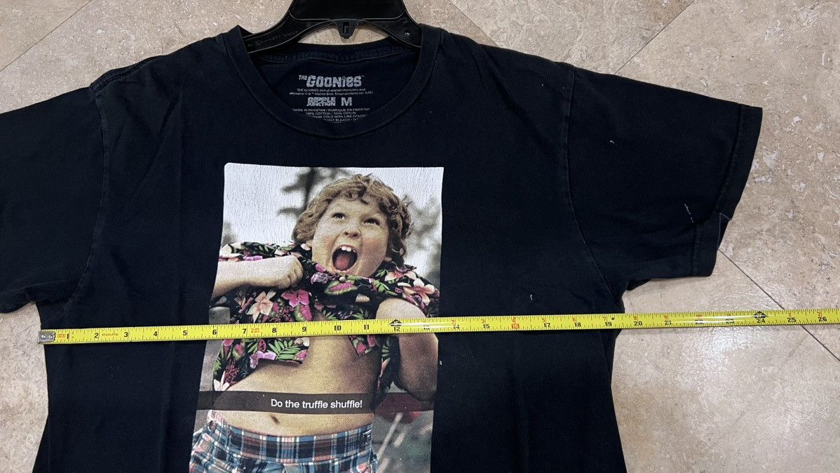 Vintage Movie Shirt The Goonies Do The Truffle Shuffle Size Medium Size US M / EU 48-50 / 2 - 7 Thumbnail