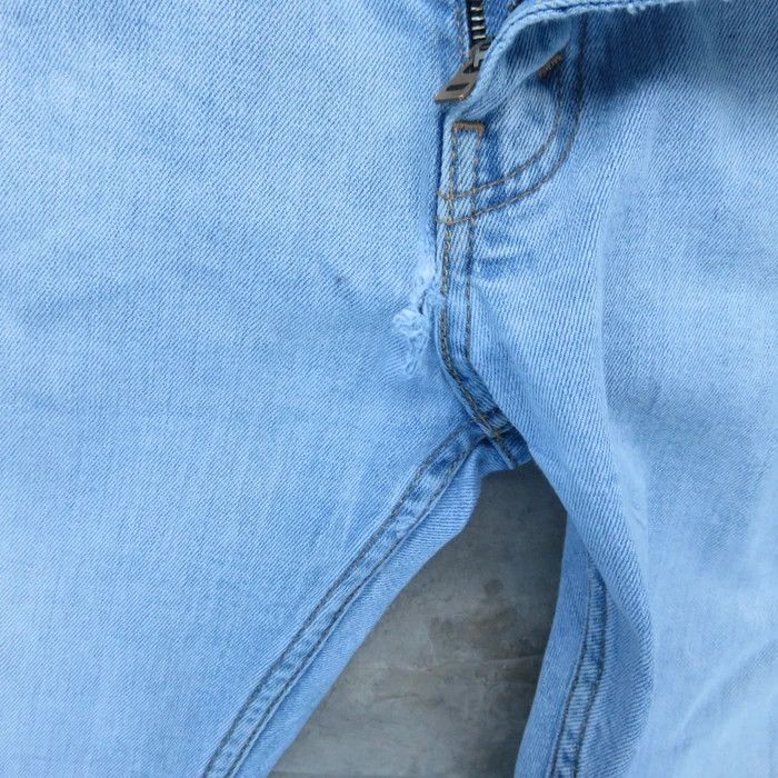 Levi's × Vintage Vintage Levis Light Wash Denim Jeans 33x30 Size US 33 - 8 Thumbnail