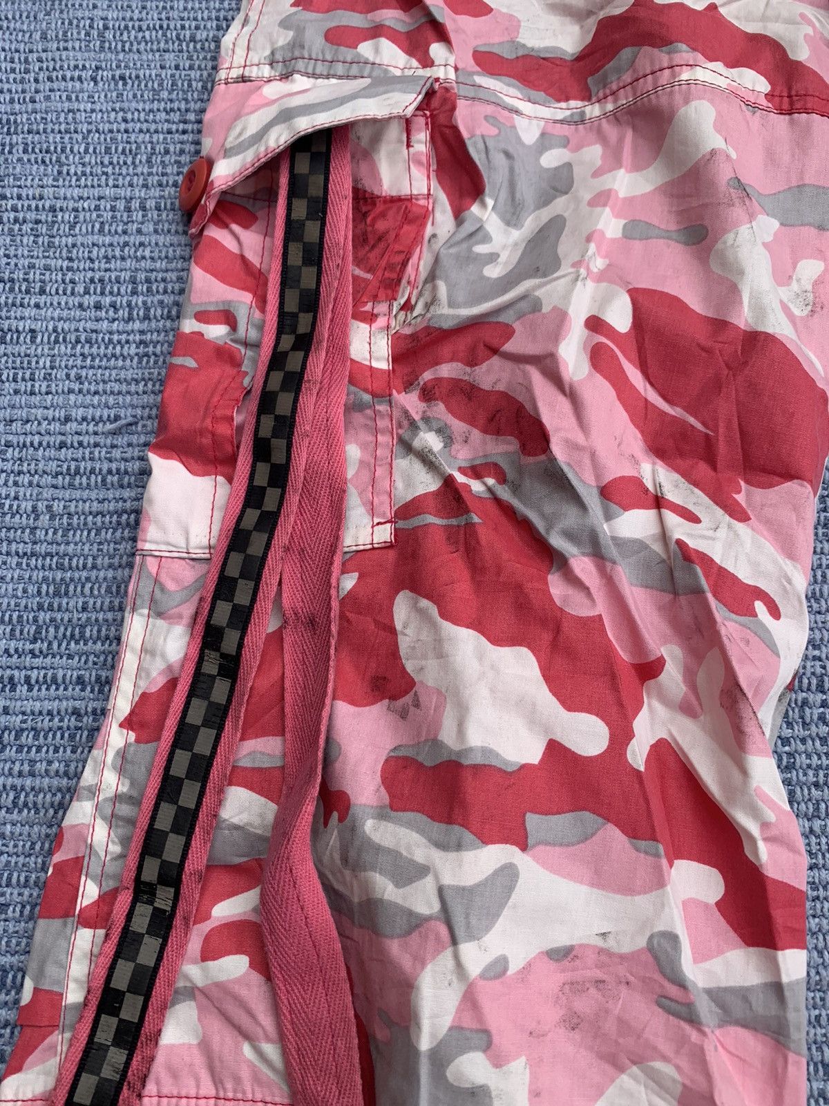 Japanese Brand Parachute wind pants red camo Size 32" / US 10 / IT 46 - 10 Thumbnail