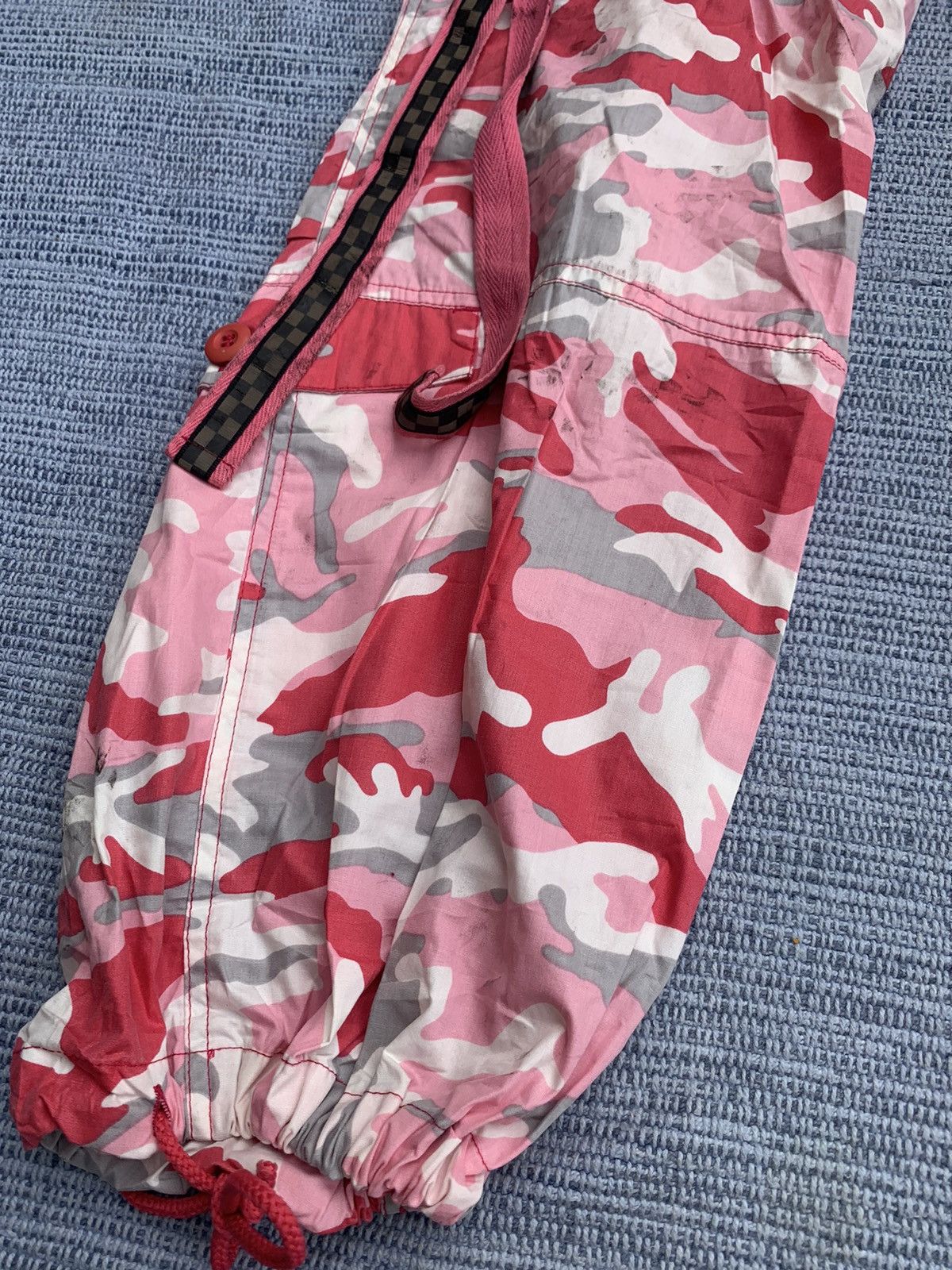 Japanese Brand Parachute wind pants red camo Size 32" / US 10 / IT 46 - 11 Thumbnail
