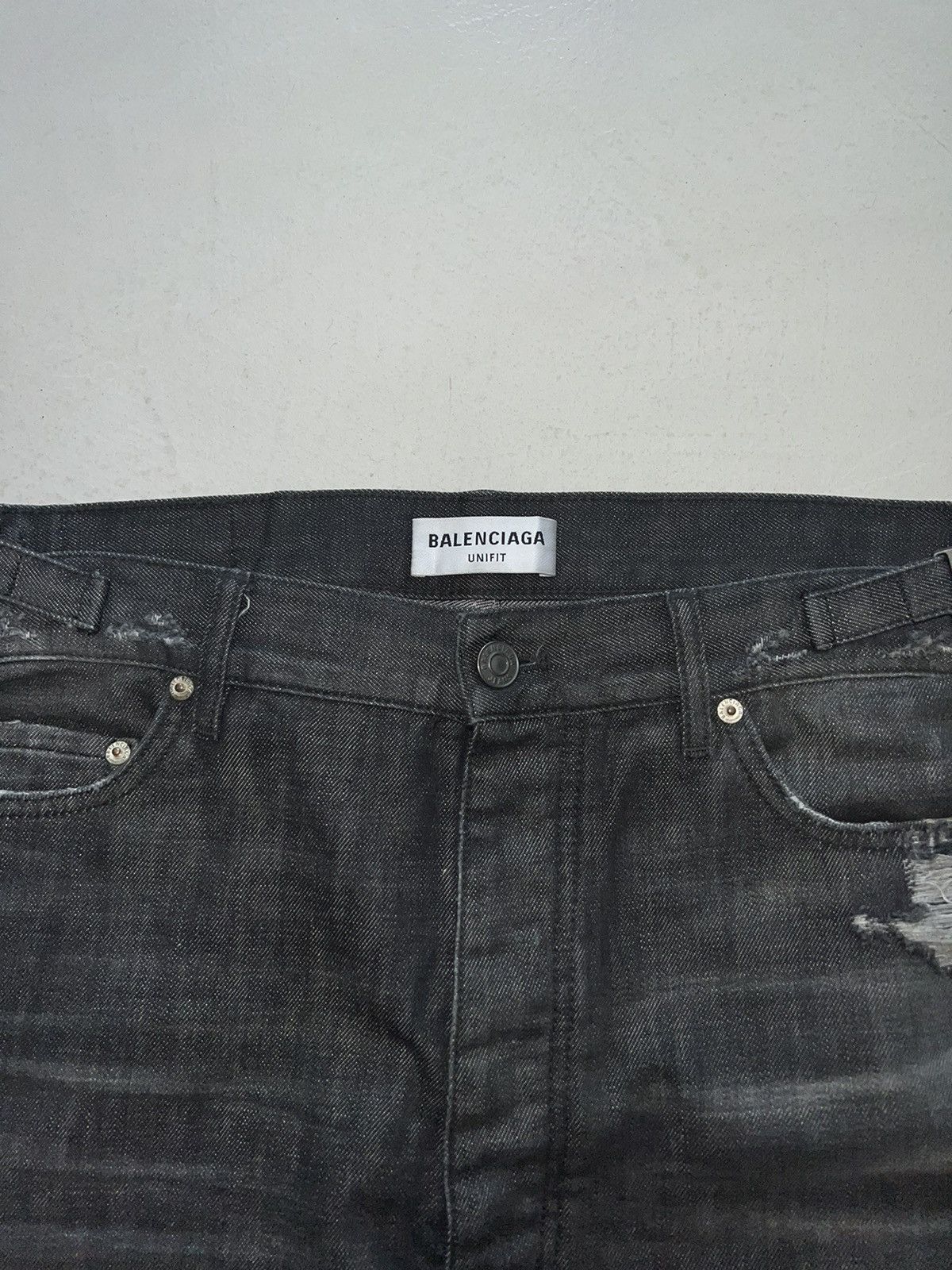 Balenciaga Balenciaga Ripped Baggy Jeans Size US 30 / EU 46 - 3 Thumbnail