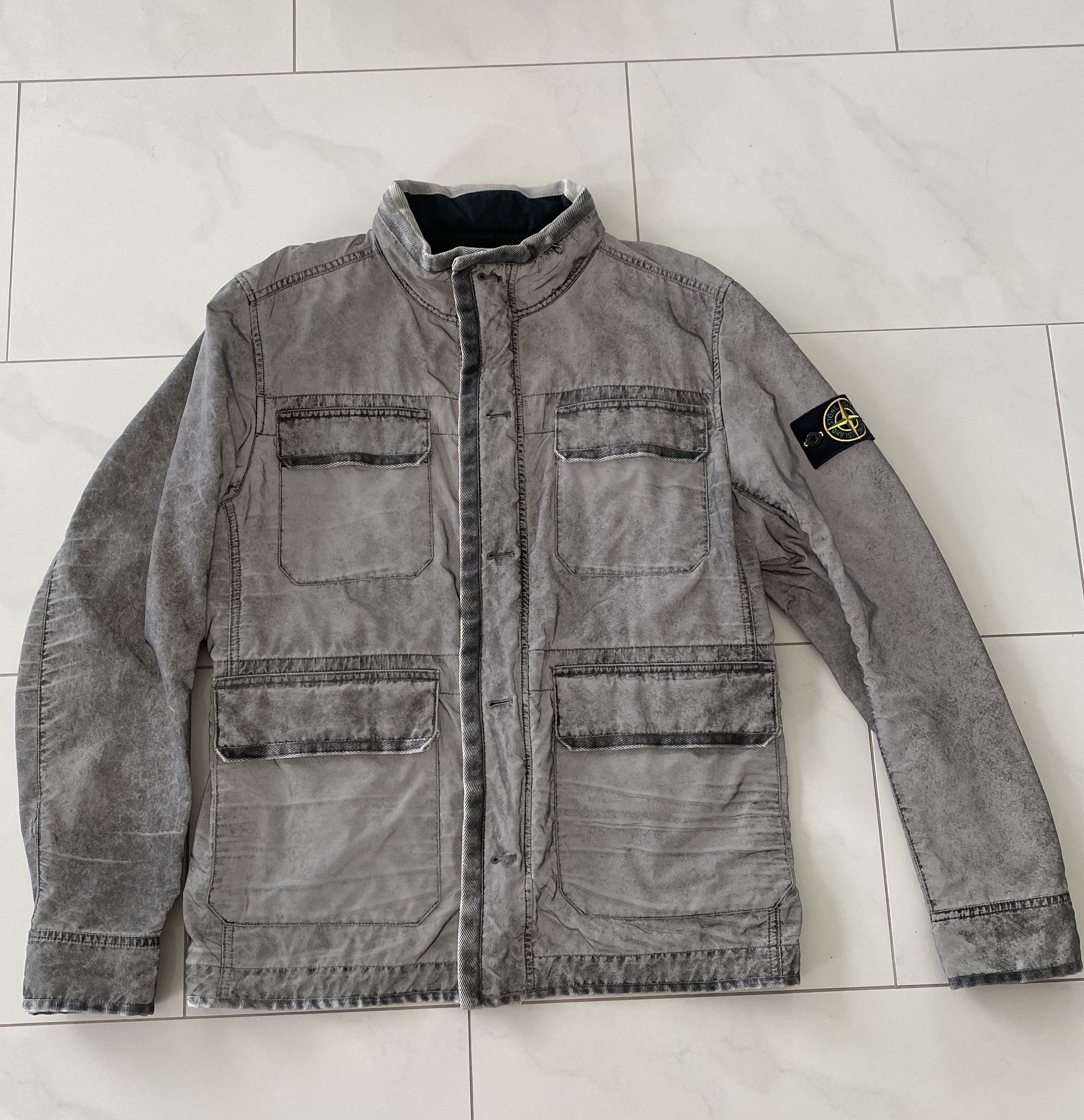 Stone Island 41348 LIQUID REFLECTIVE | Grailed