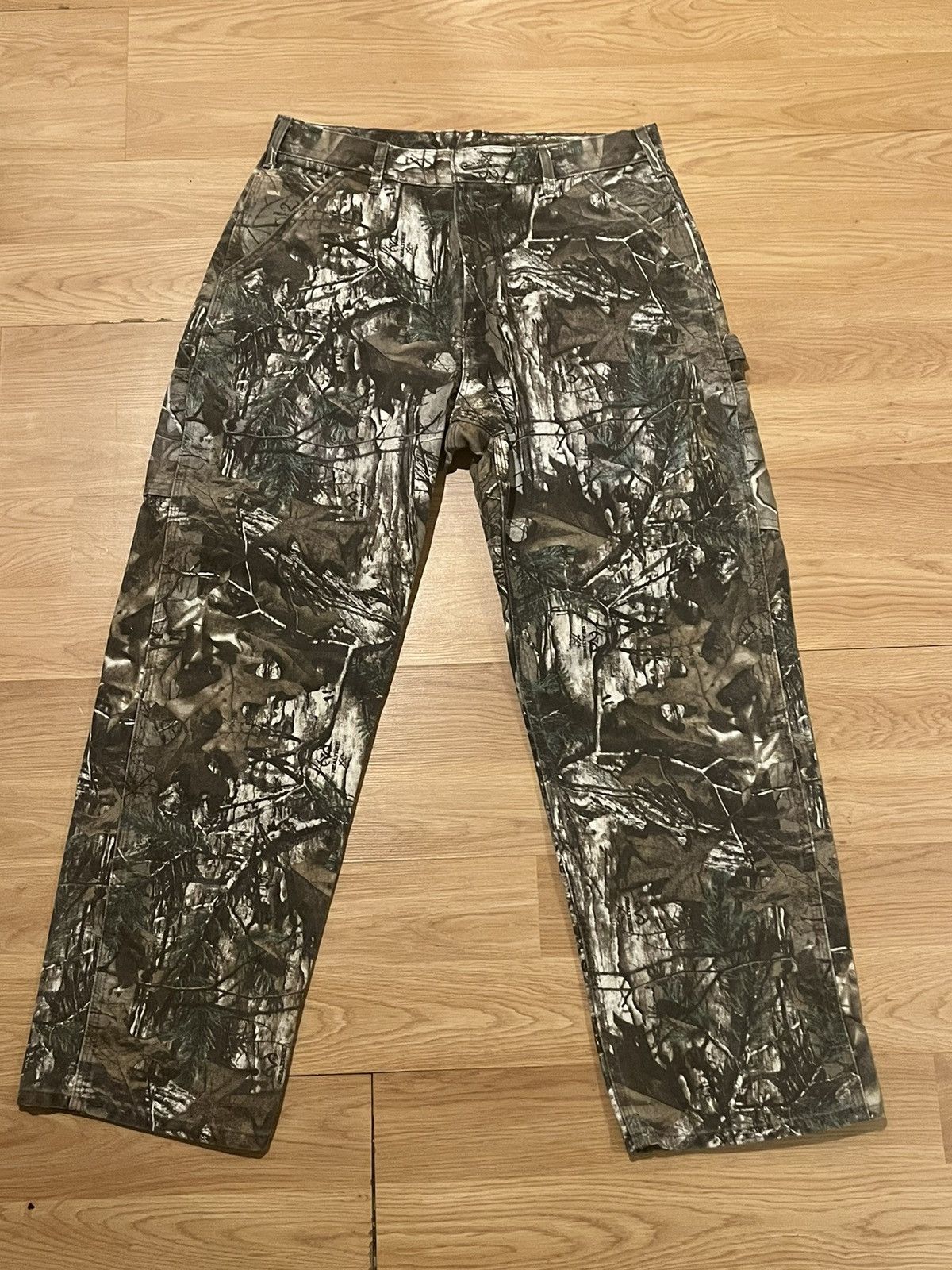 Vintage Vintage carhartt real tree Camo carpenter pants | Grailed