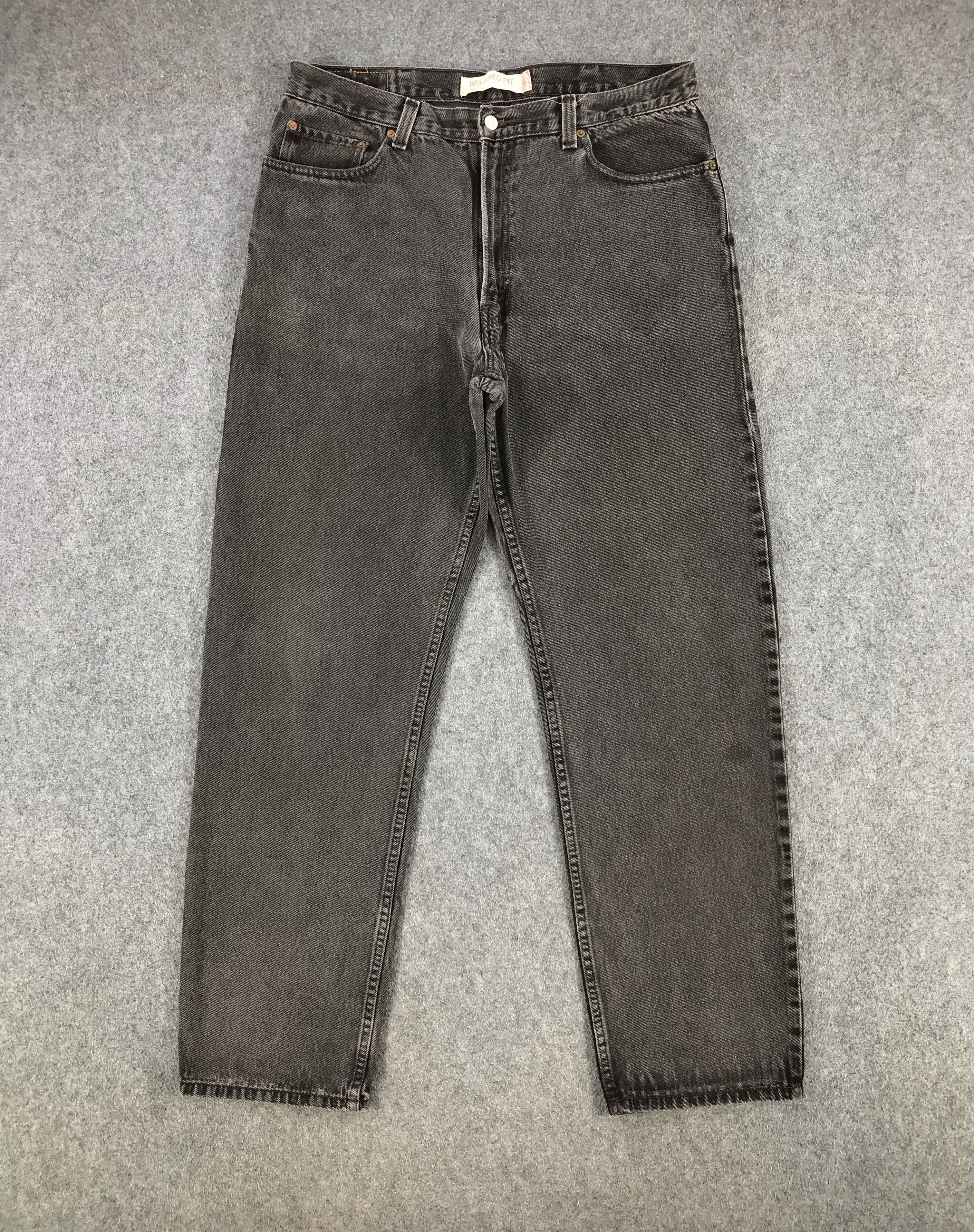Levi's 550 Vintage Relaxed Fit Faded Black Denim L25