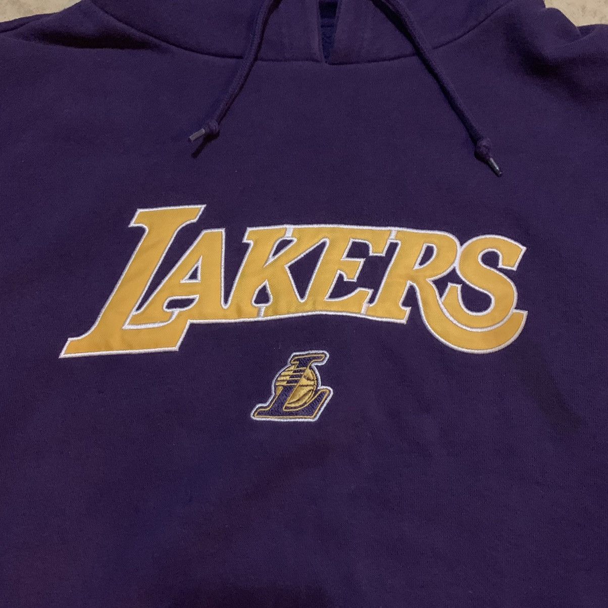 Hotsell NBA LAKERS PURPLE HOODIE Men Size XL Vintage Embroidered