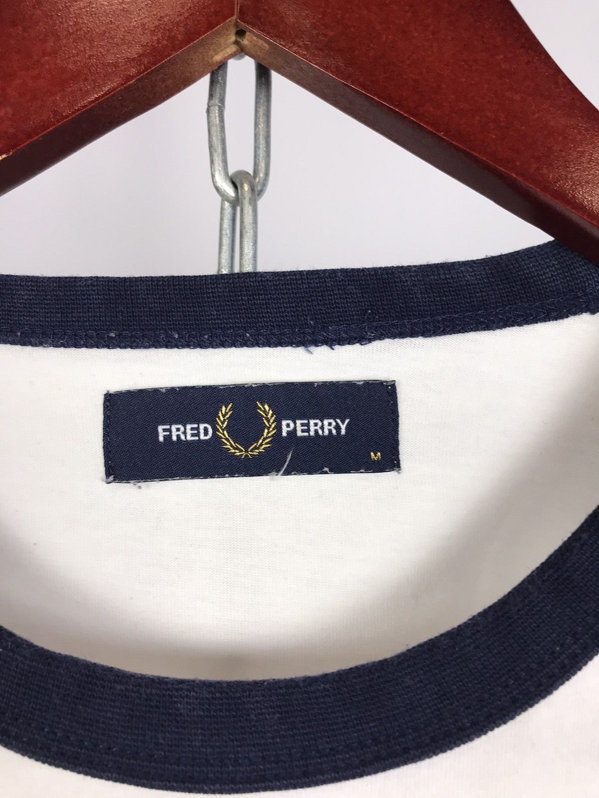 Fred Perry Fred Perry Casual Vintage Streetwear White Tee Size US M / EU 48-50 / 2 - 3 Thumbnail