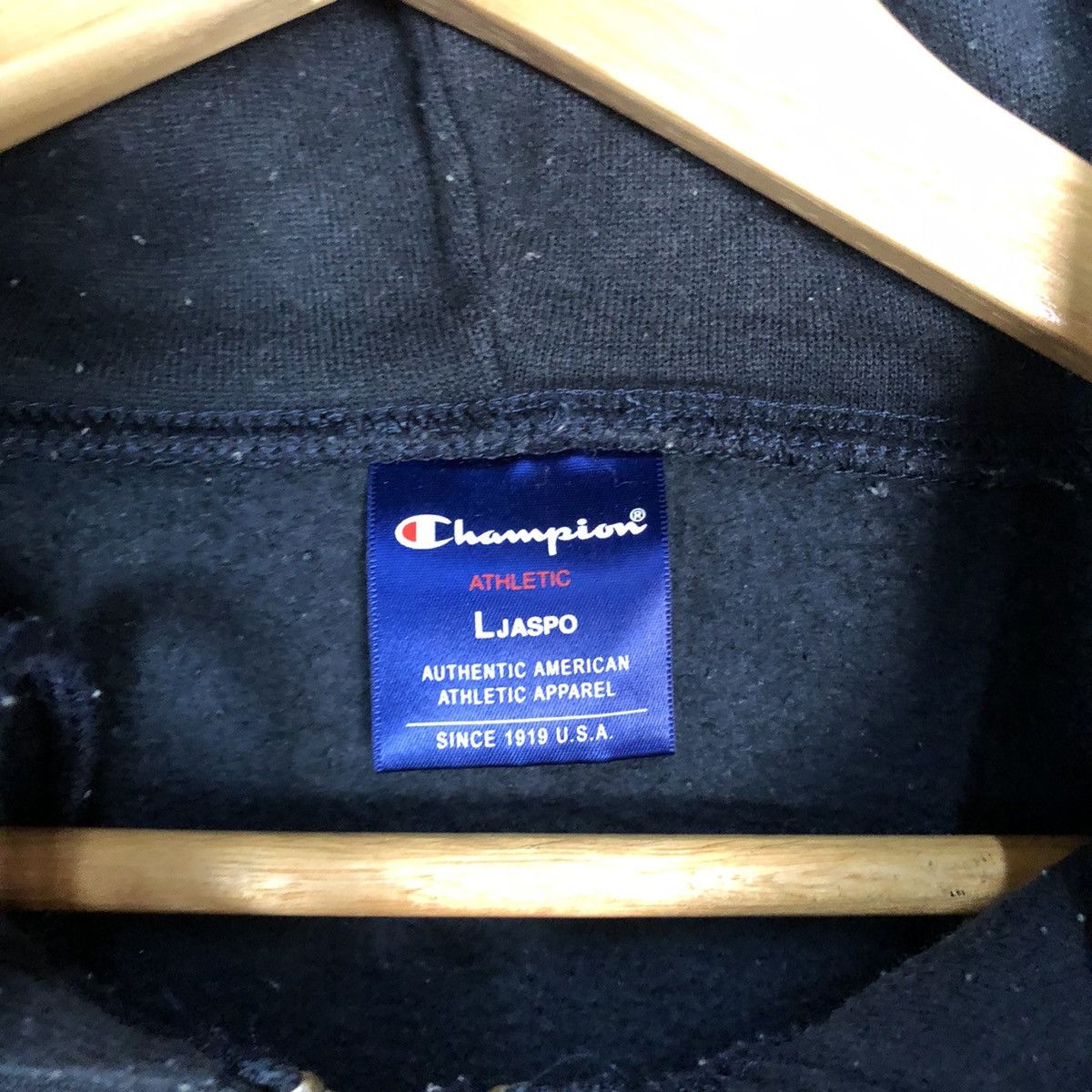 Champion × Vintage Champion vintage sweater Black Hoodie #4736 Size US L / EU 52-54 / 3 - 7 Thumbnail