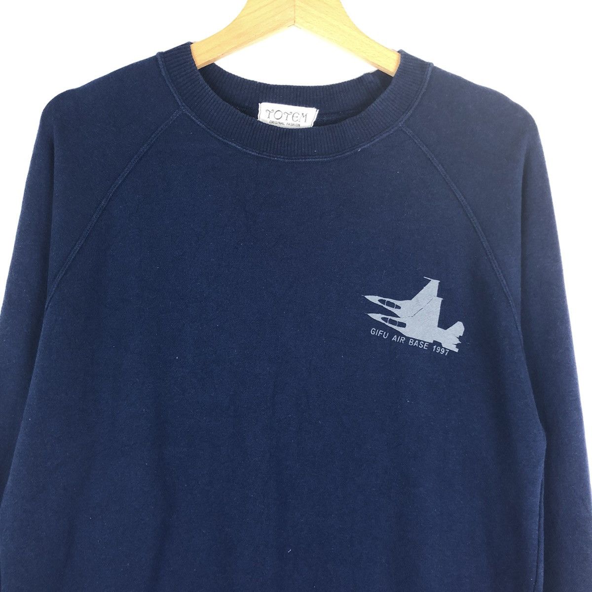 Vintage GIFU AirBase 1997 United State Air Force Sweatshirt Size US L / EU 52-54 / 3 - 3 Thumbnail